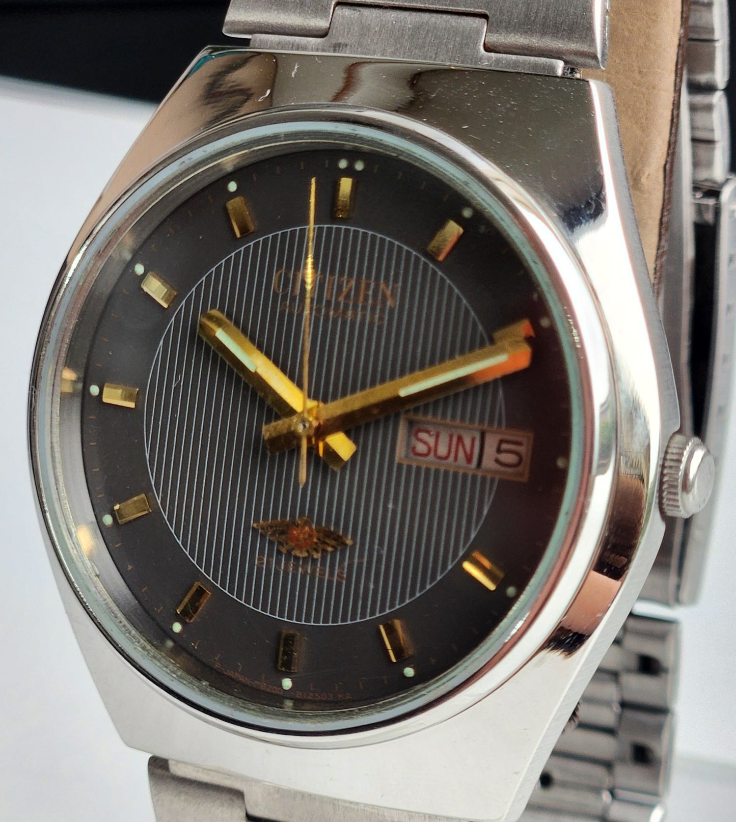 Vintage 1987 Original Citizen Automatic 8200 Grey Face 21 Jewels Day-Date Japanese Men's Wrist Watch ET16