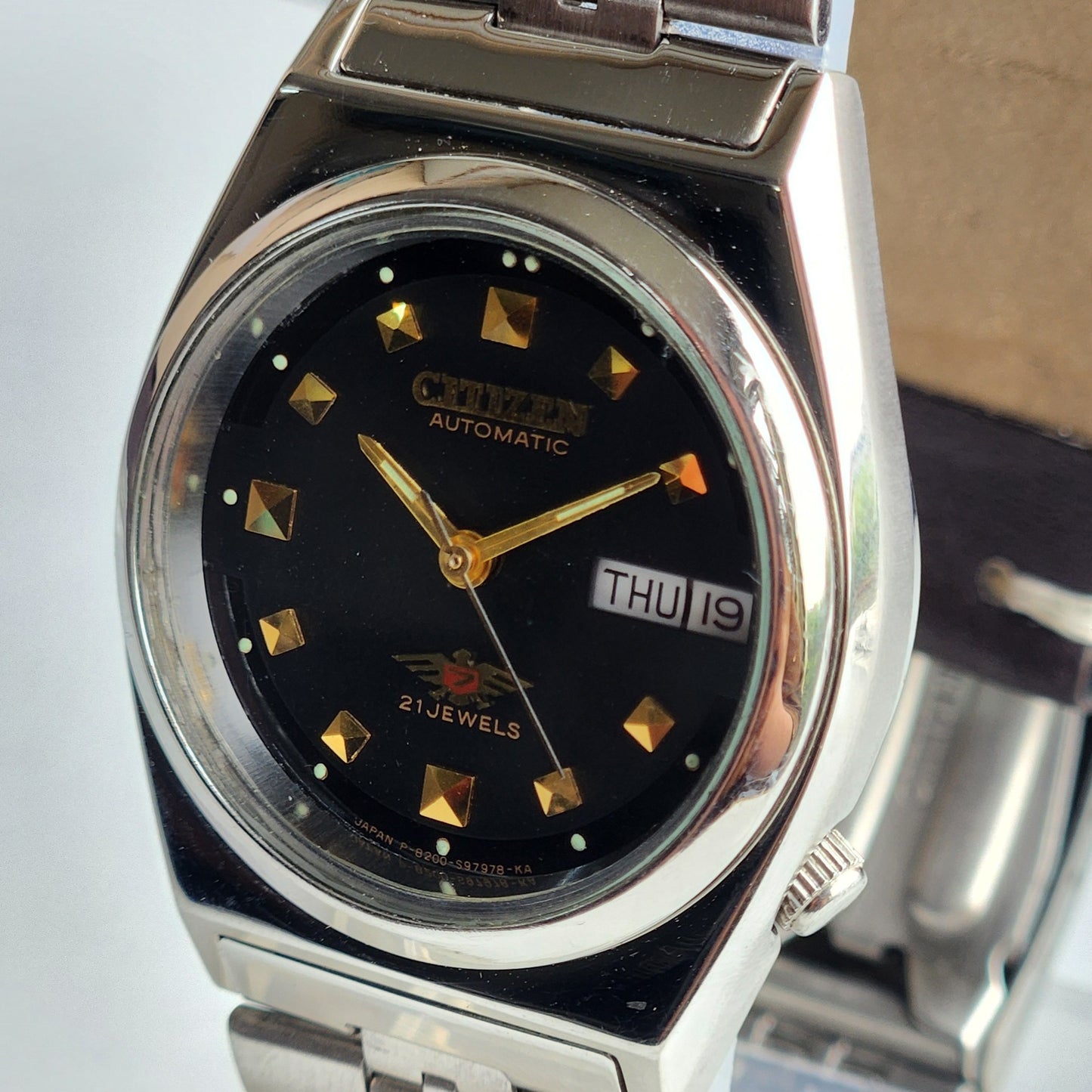 Vintage 1987 Original Citizen Automatic 8200 Black Face 21 Jewels Day-Date Japanese Men's Wrist Watch ET20