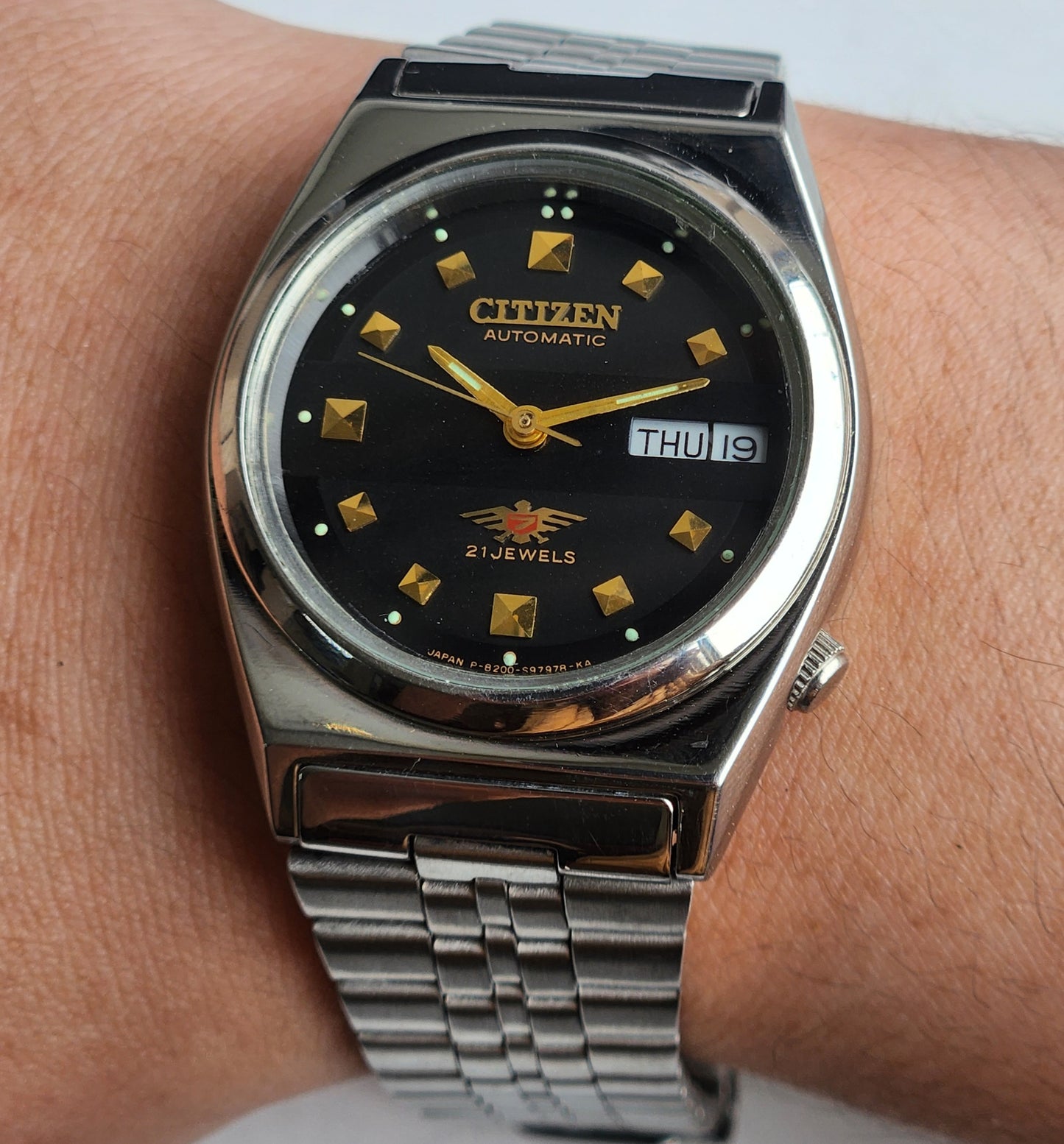 Vintage 1987 Original Citizen Automatic 8200 Black Face 21 Jewels Day-Date Japanese Men's Wrist Watch ET20