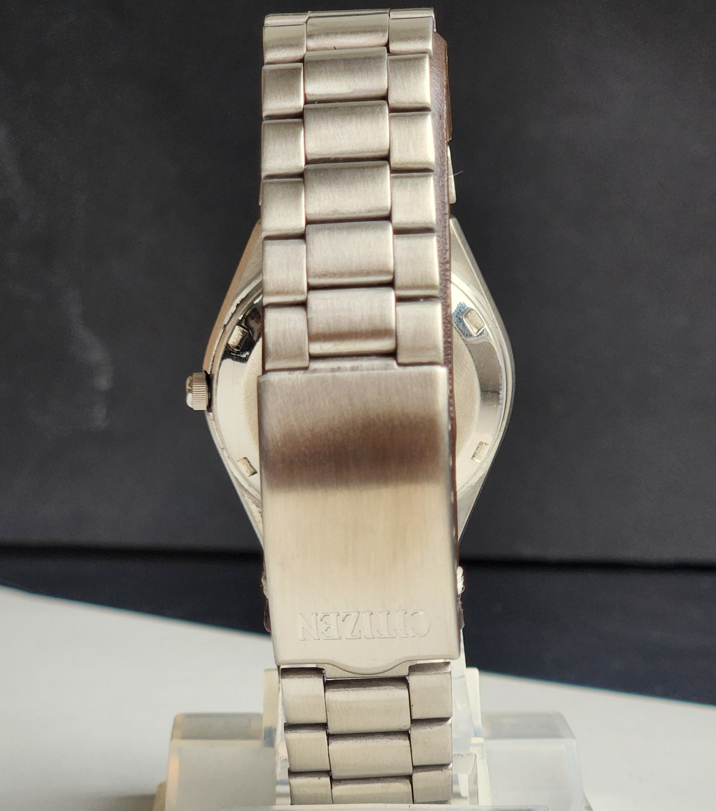 Vintage 1996 Original Citizen Automatic 8200 Black Face 21 Jewels Day-Date Japanese Men's Wrist Watch ET25