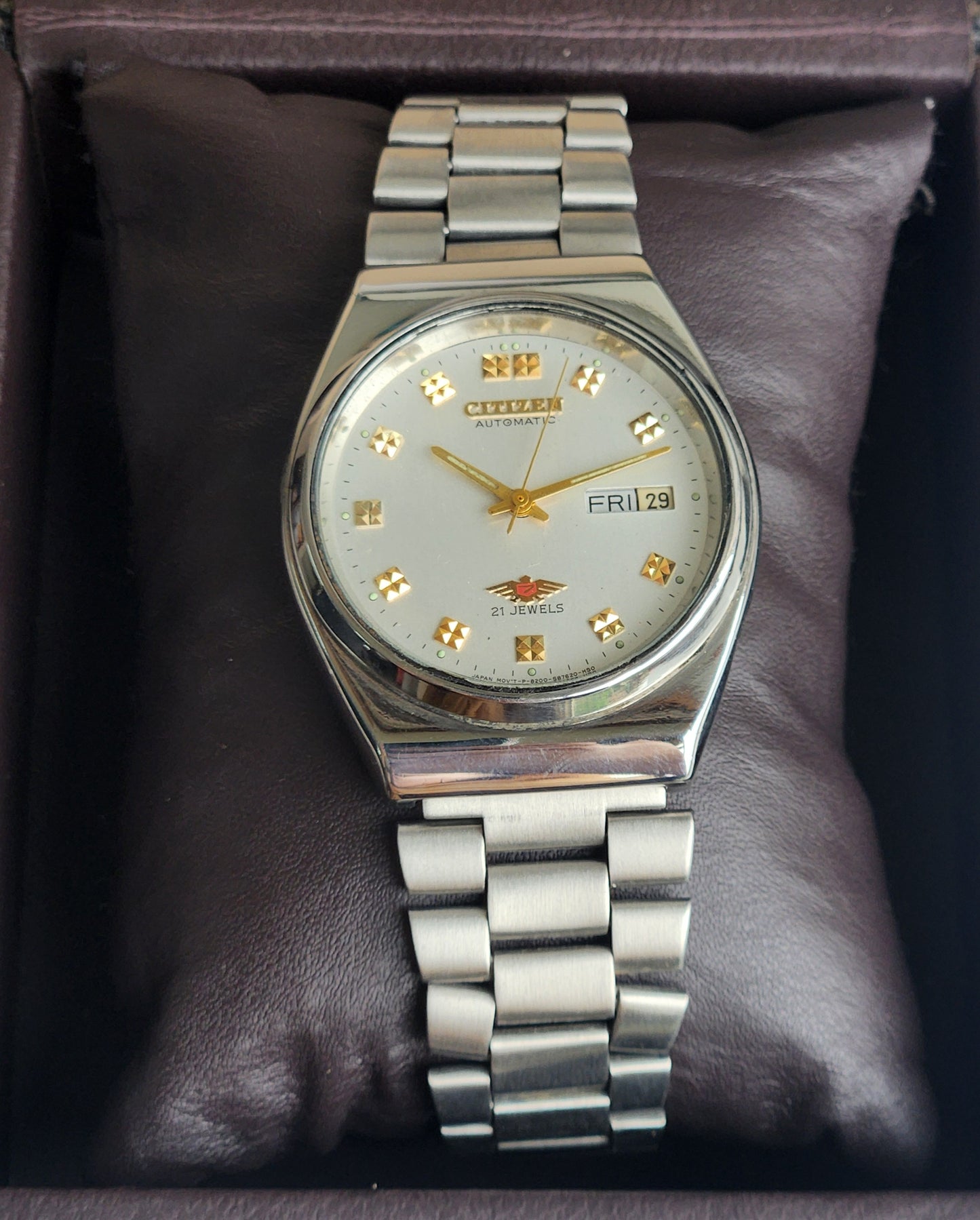 Vintage 1987 Original Citizen Automatic 8200 White Face 21 Jewels Day-Date Japanese Men's Wrist Watch ET26
