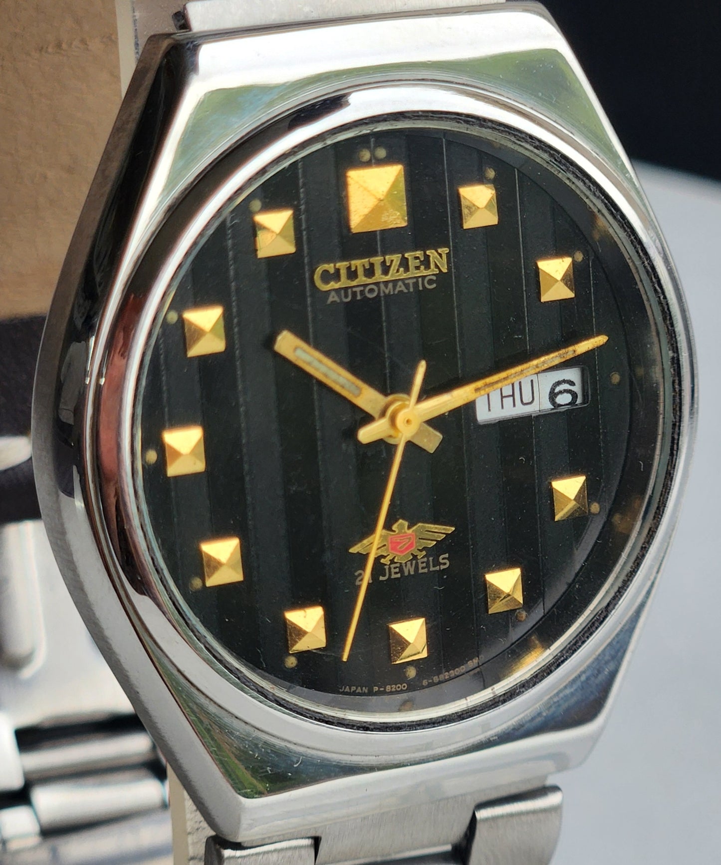 Vintage 1995 Original Citizen Automatic 8200 Black Face 21 Jewels Day-Date Japanese Men's Wrist Watch ET30