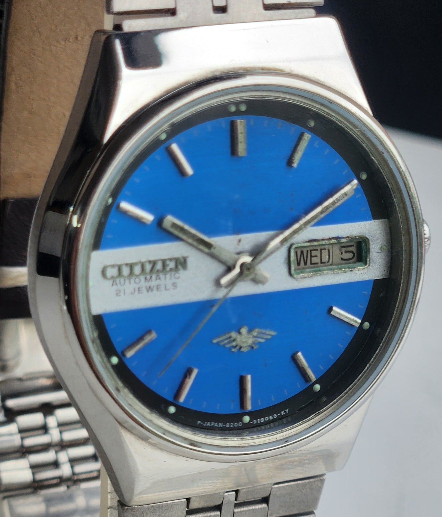 Vintage 1980 Original Citizen Automatic 8200 Blue Face 21 Jewels Day-Date Japanese Men's Wrist Watch ET31