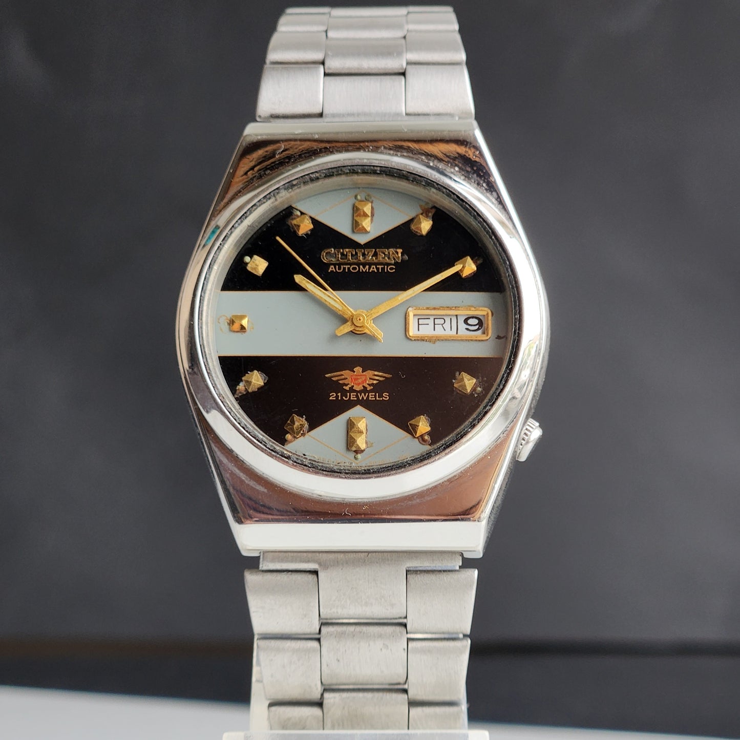 Vintage 1988 Original Citizen Automatic 8200 Black/Grey Face 21 Jewels Day-Date Japanese Men's Wrist Watch ET35