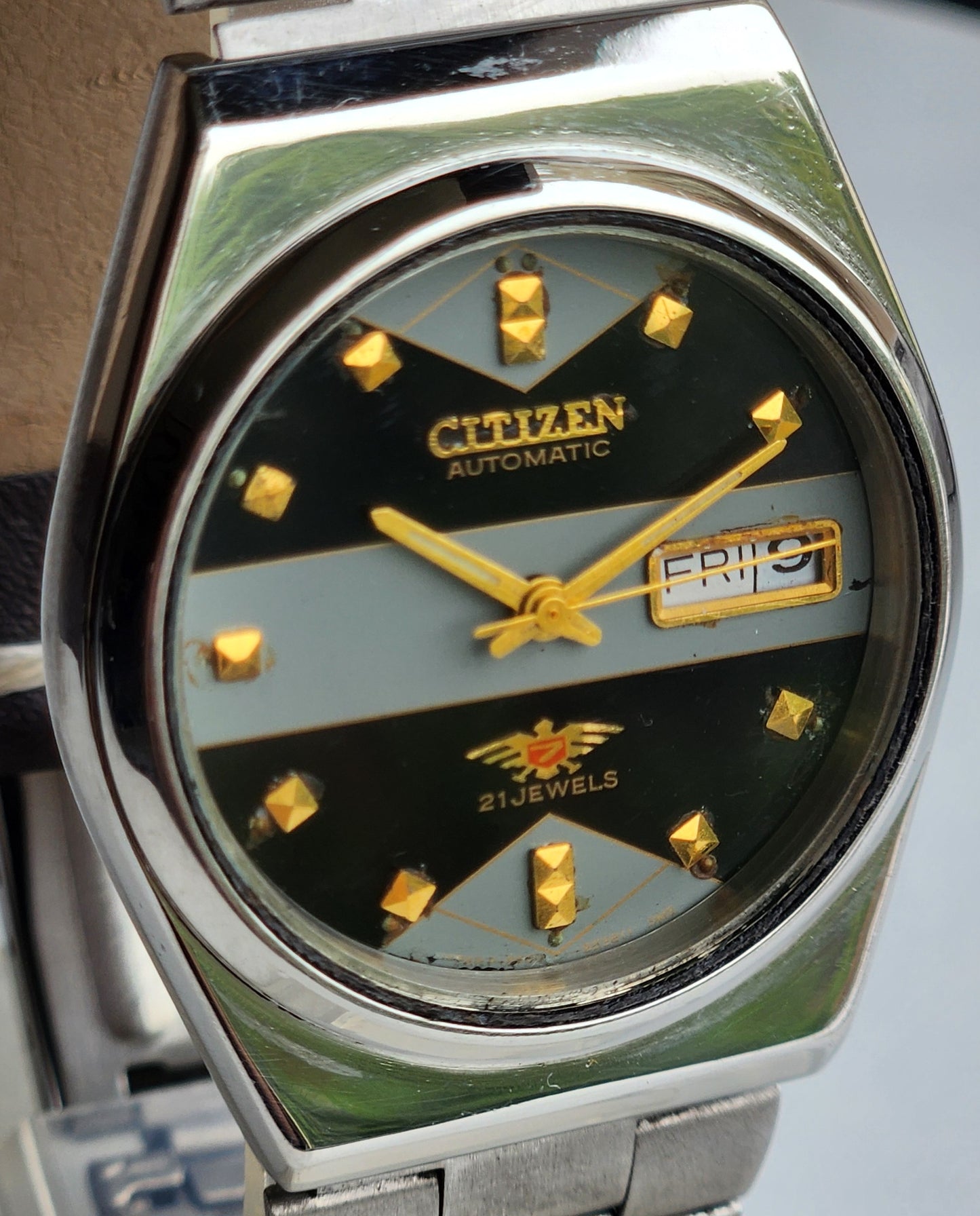 Vintage 1988 Original Citizen Automatic 8200 Black/Grey Face 21 Jewels Day-Date Japanese Men's Wrist Watch ET35