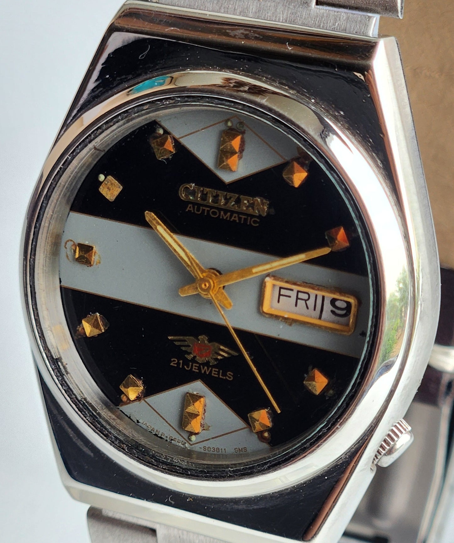 Vintage 1988 Original Citizen Automatic 8200 Black/Grey Face 21 Jewels Day-Date Japanese Men's Wrist Watch ET35