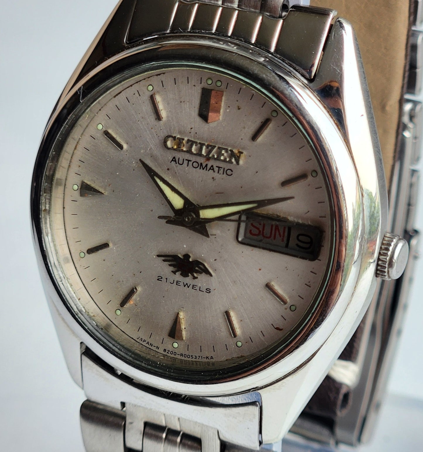 Vintage 1993 Original Citizen Automatic 8200 White Face 21 Jewels Day-Date Japanese Men's Wrist Watch ET36