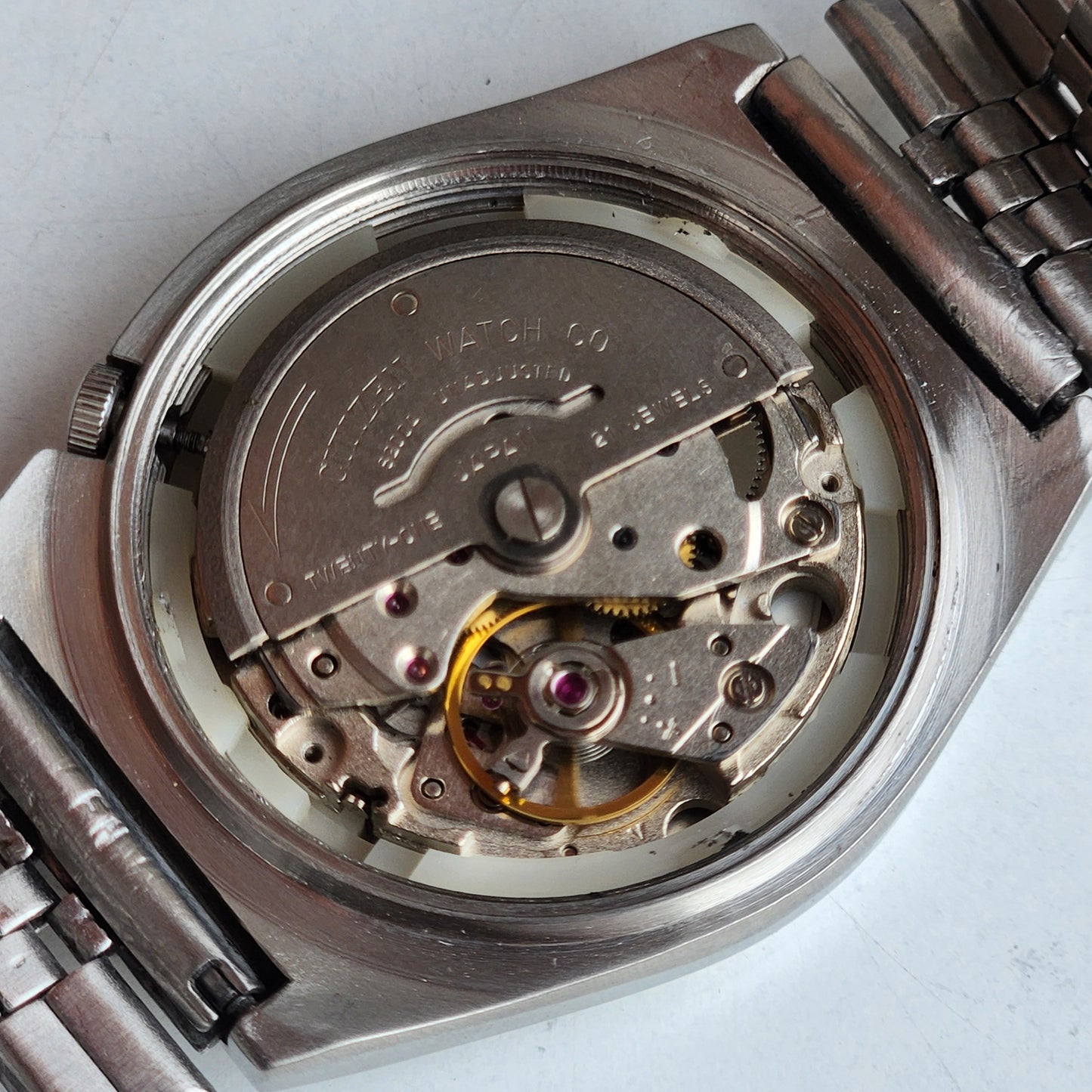 Vintage 1983 Original Citizen Automatic 8200 Grey Face 21 Jewels Day-Date Japanese Men's Wrist Watch ET37