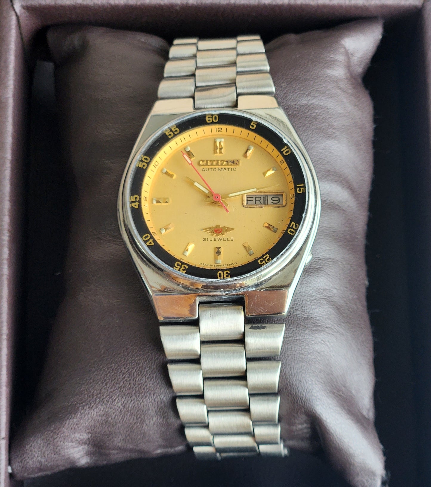 Vintage 1990 Original Citizen Automatic 8200 Golden Face 21 Jewels Day-Date Japanese Men's Wrist Watch ET40