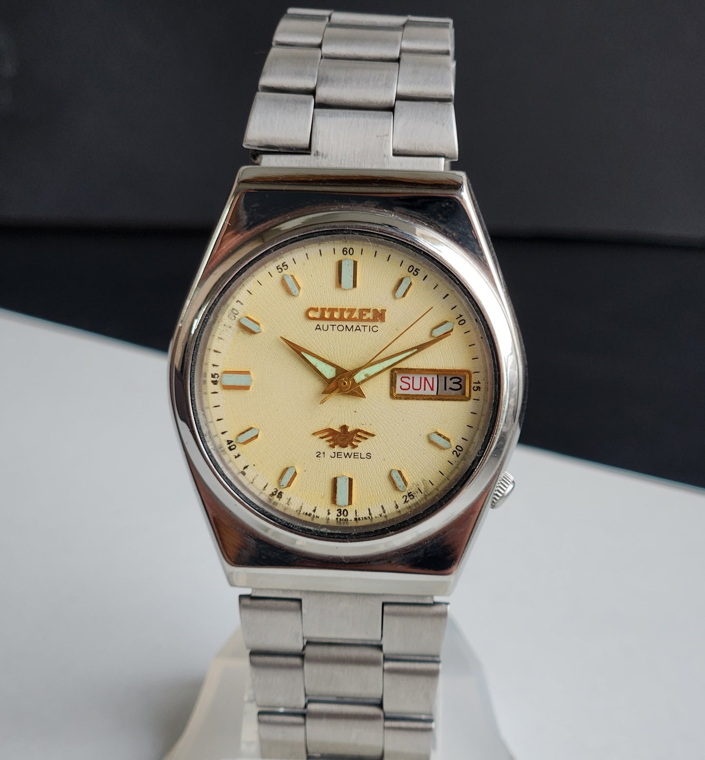 Vintage 1987 Original Citizen Automatic 8200 Yellow Face 21 Jewels Day-Date Japanese Men's Wrist Watch ET41