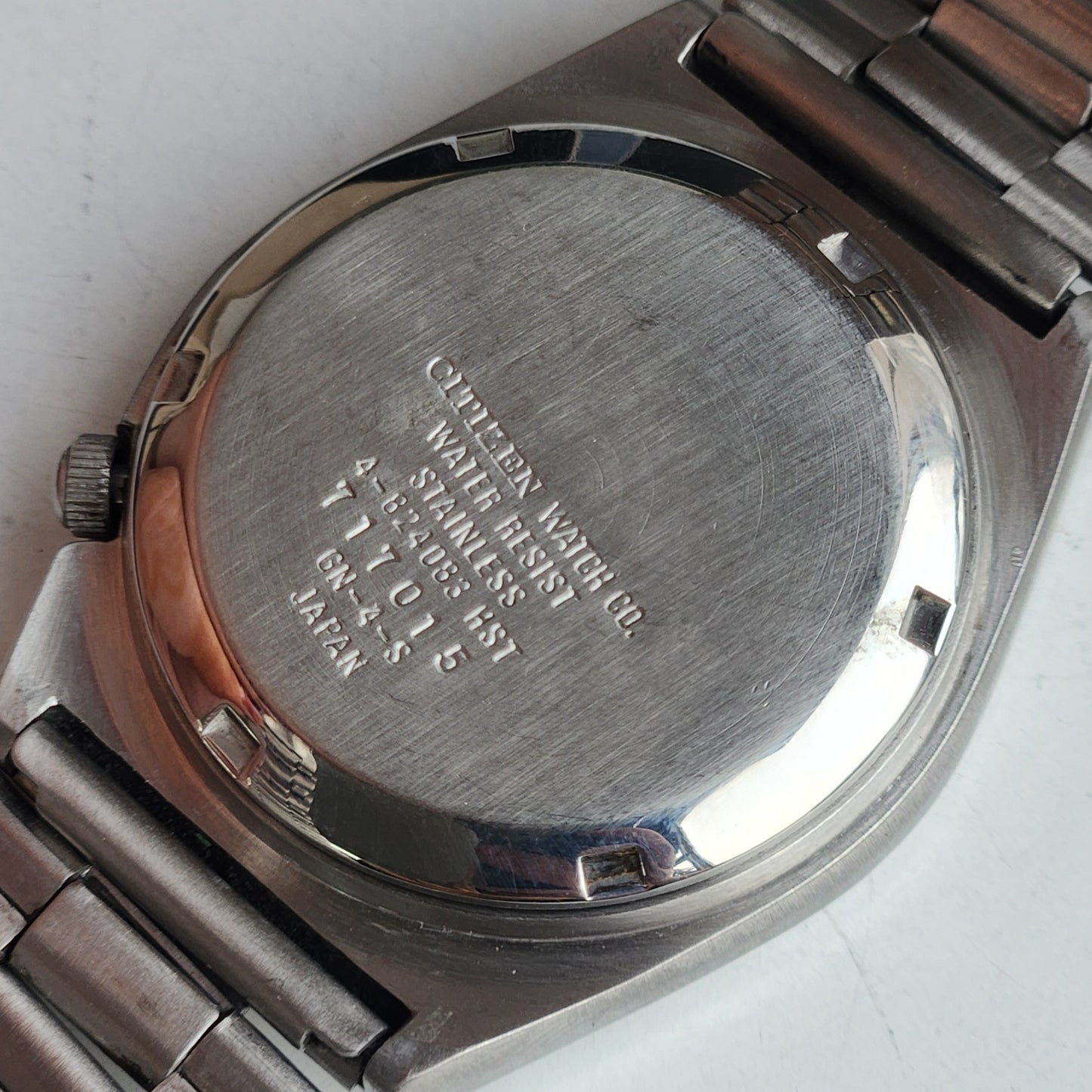 Vintage 1987 Original Citizen Automatic 8200 Yellow Face 21 Jewels Day-Date Japanese Men's Wrist Watch ET41