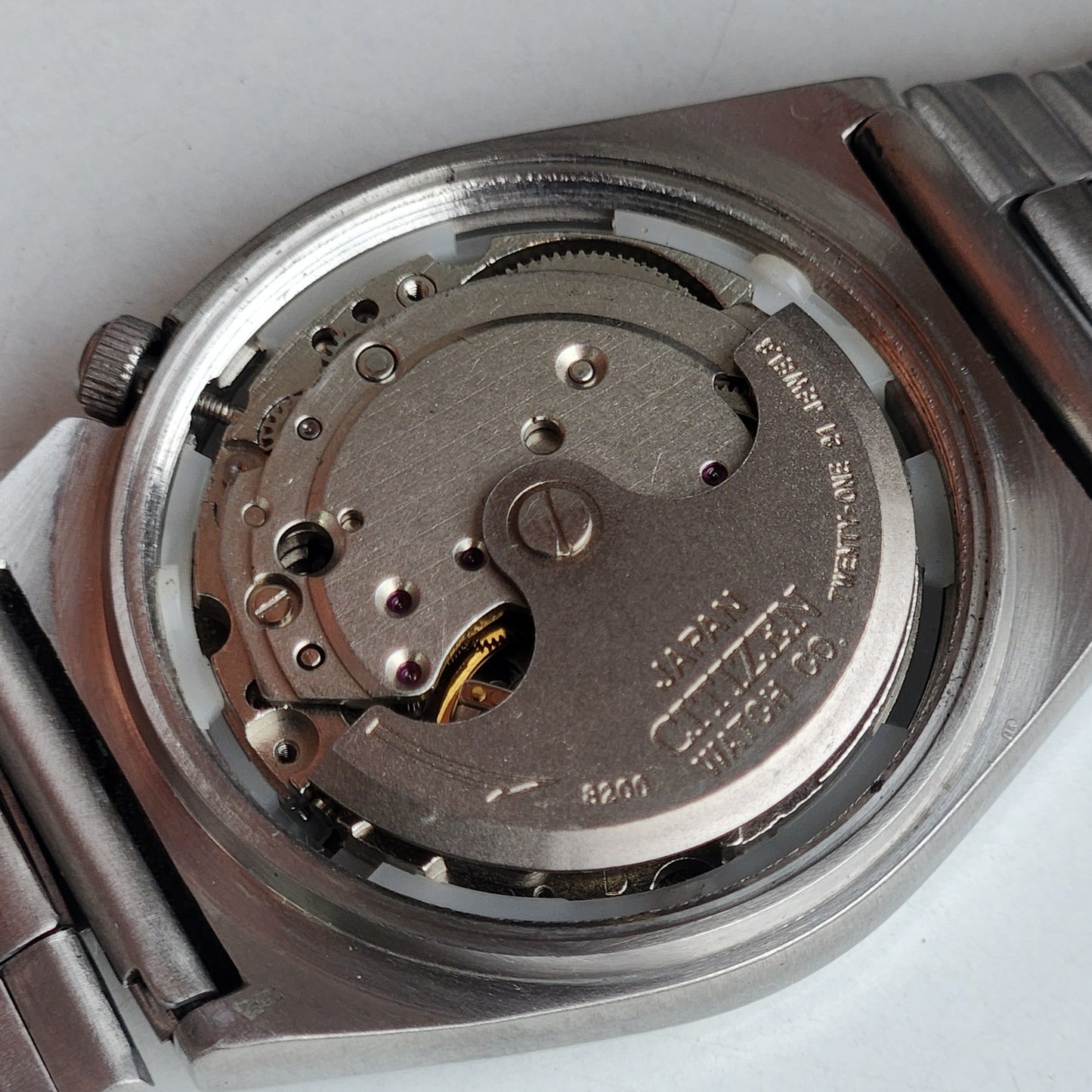 Vintage 1987 Original Citizen Automatic 8200 Yellow Face 21 Jewels Day-Date Japanese Men's Wrist Watch ET41