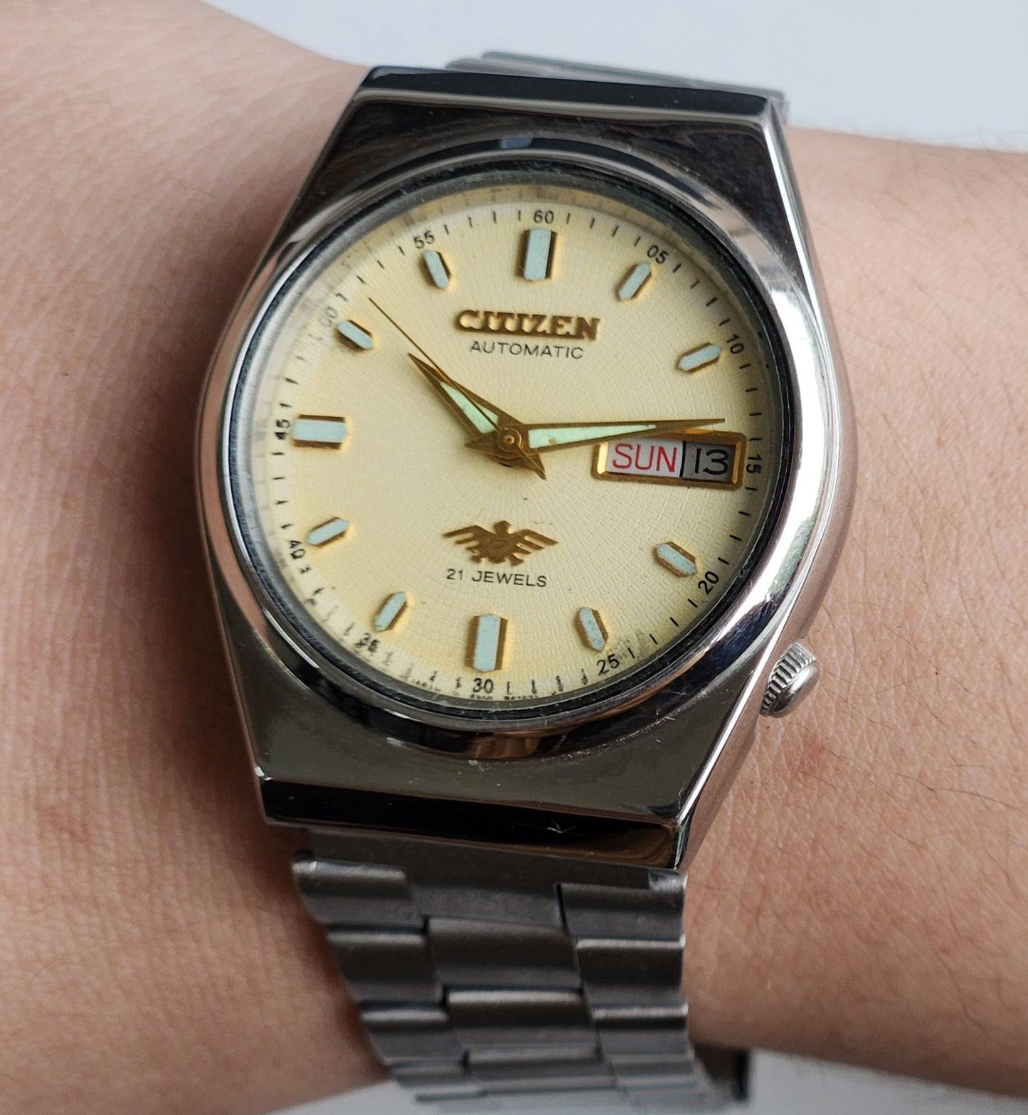 Vintage 1987 Original Citizen Automatic 8200 Yellow Face 21 Jewels Day-Date Japanese Men's Wrist Watch ET41