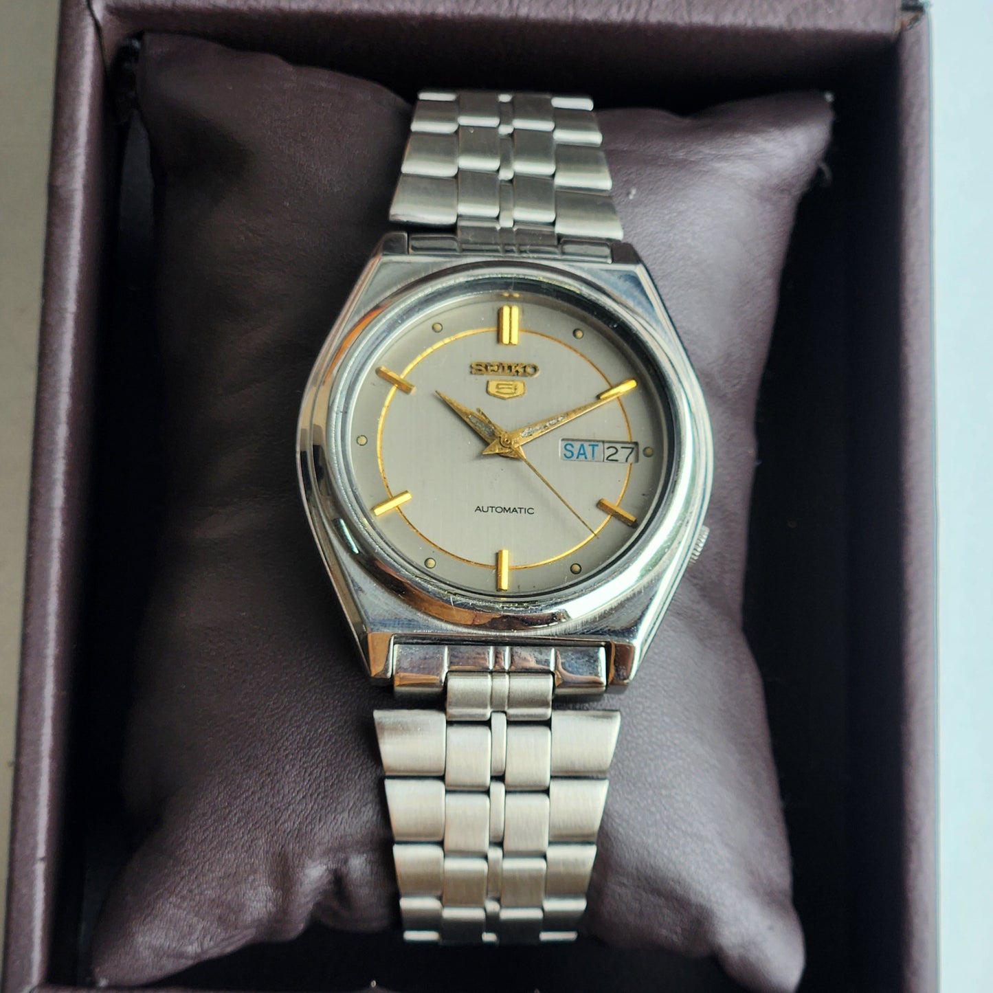 Vintage 1985 Original Seiko 5 Automatic 7009-876A Grey Face 17 Jewels Day-Date Japanese Men's Wrist Watch ET46
