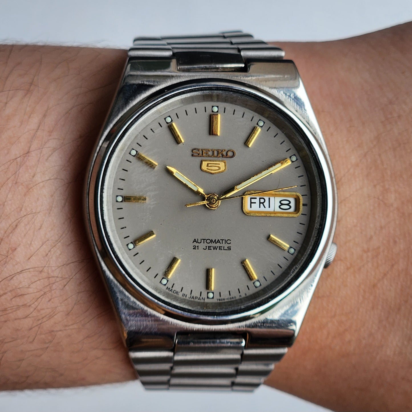 Vintage 1996 Original Seiko 5 Automatic 7S26-3160 Grey Face 21 Jewels Day-Date Japanese Men's Wrist Watch ET52