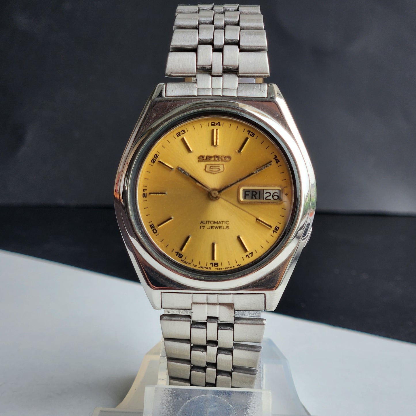 Vintage 1982 Original Seiko 5 Automatic 7009-3181 Golden Face 17 Jewels Day-Date Japanese Men's Wrist Watch ET55