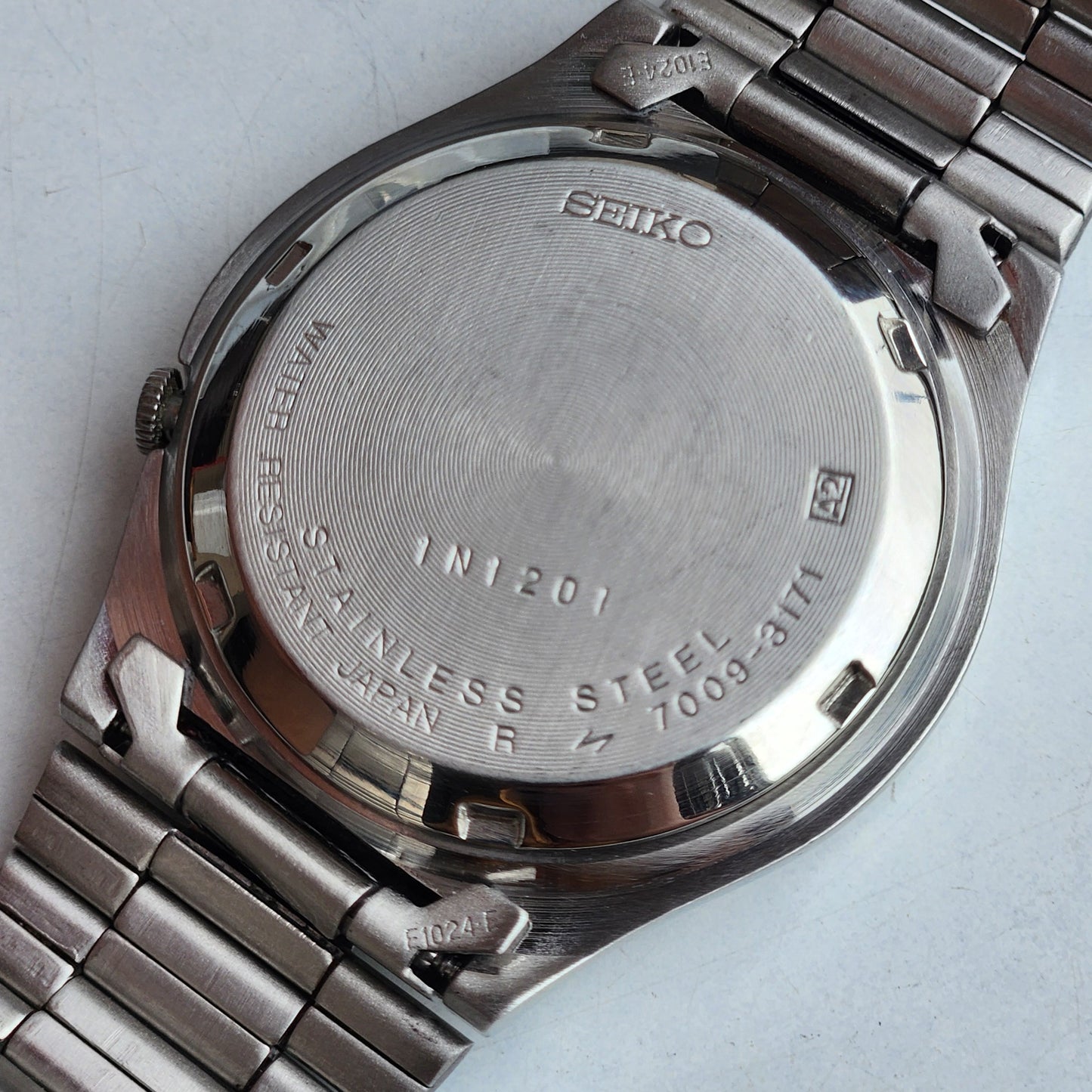 Vintage 1991 Original Seiko 5 Automatic 7009-3171 Black Face 17 Jewels Day-Date Japanese Men's Wrist Watch ET59