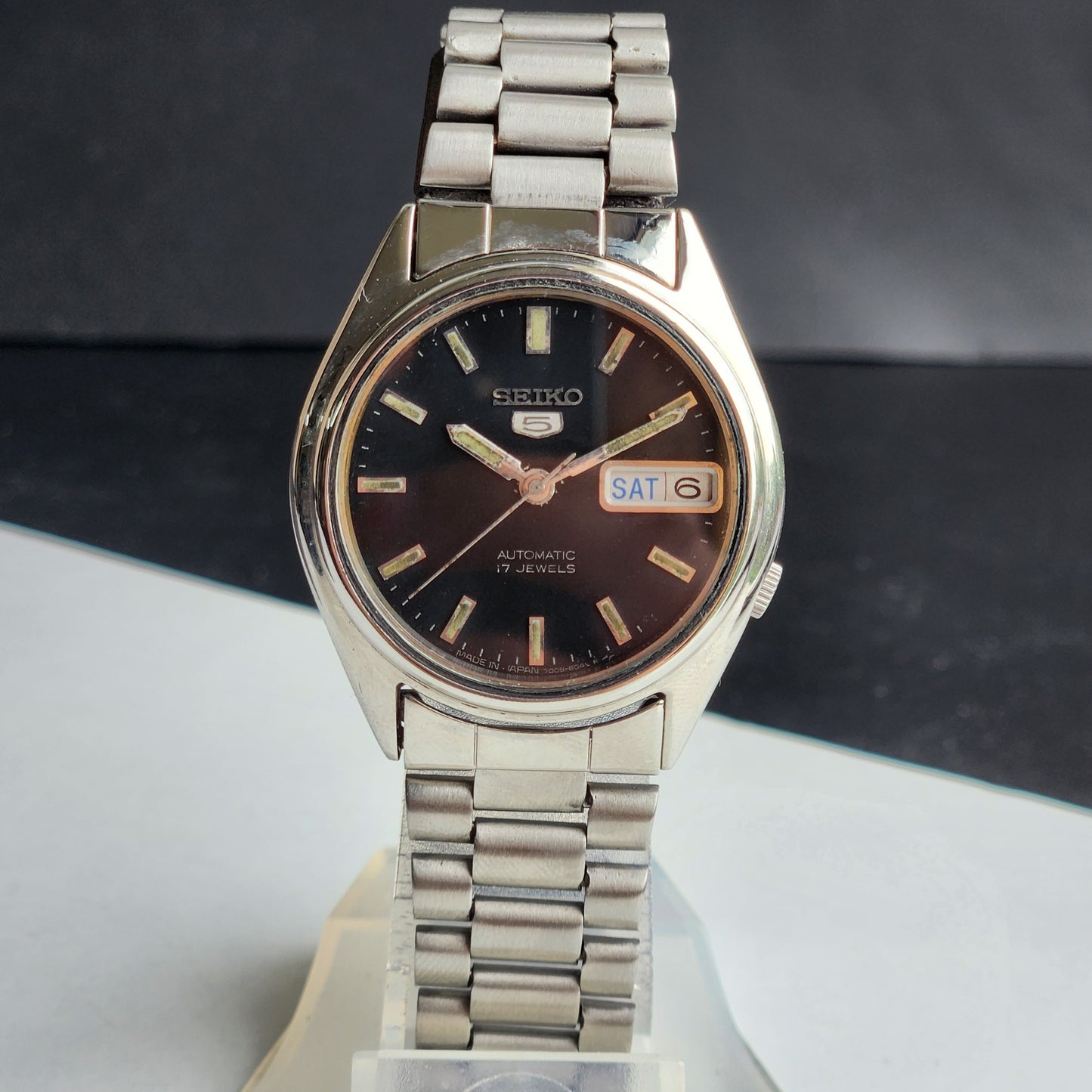 Vintage 1980 Original Seiko 5 Automatic 7009-6001 Black Face 17 Jewels Day-Date Japanese Men's Wrist Watch ET60