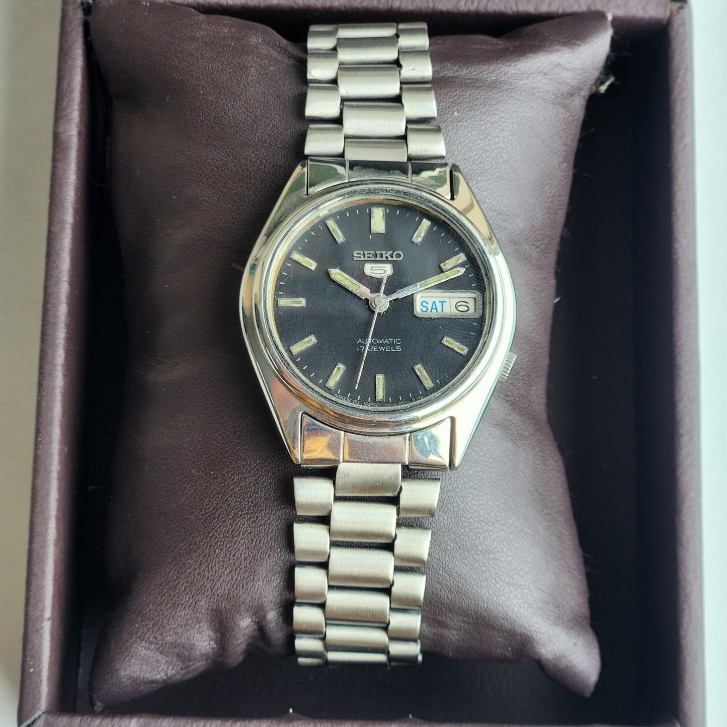 Vintage 1980 Original Seiko 5 Automatic 7009-6001 Black Face 17 Jewels Day-Date Japanese Men's Wrist Watch ET60