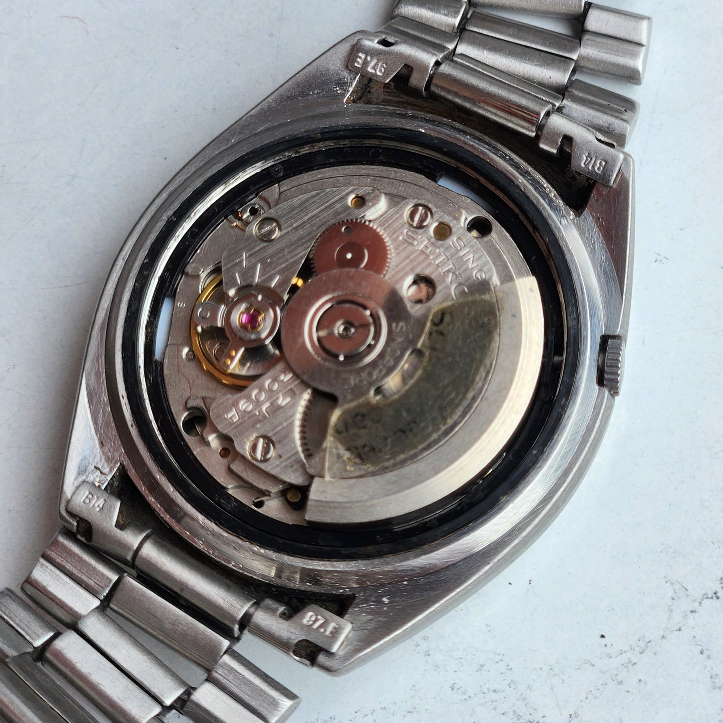 Vintage 1983 Original Seiko 5 Automatic 7009-3041 Grey Face 17 Jewels Day-Date Japanese Men's Wrist Watch ET62
