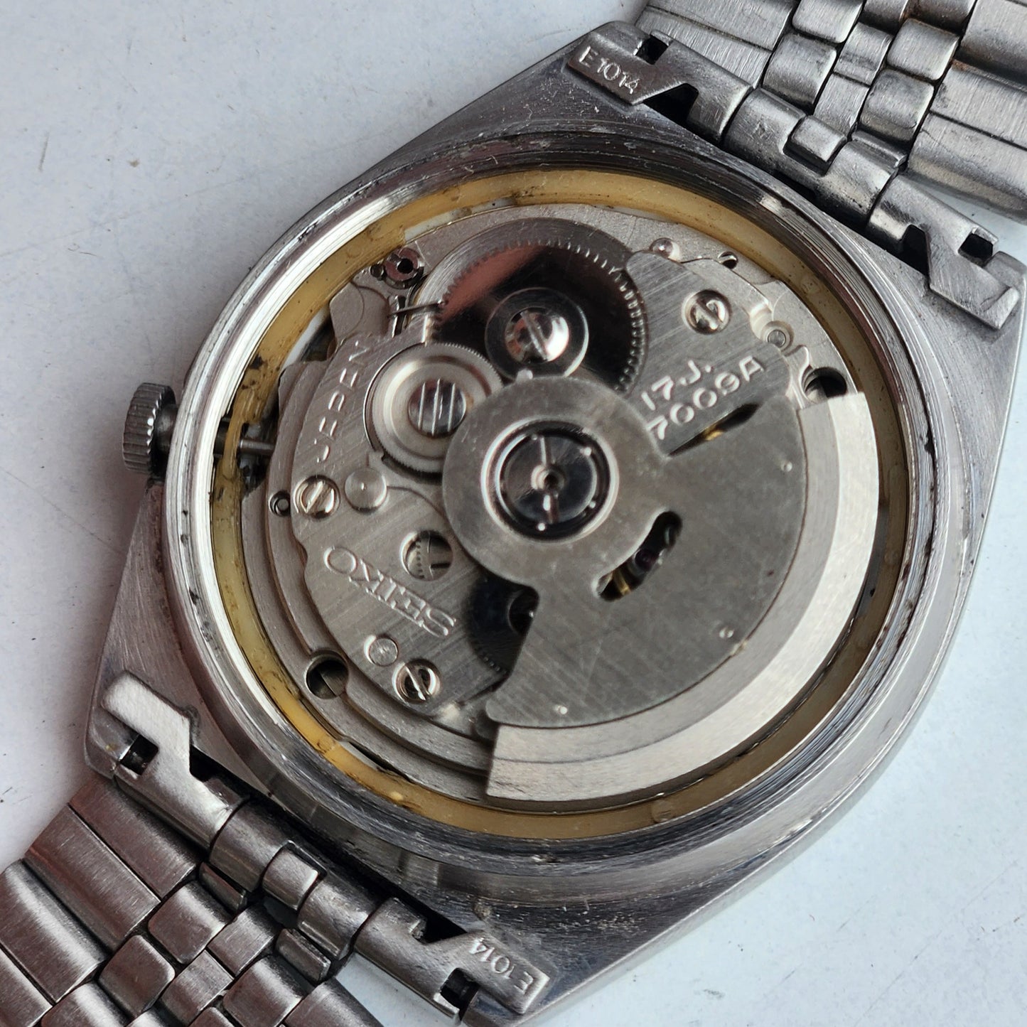 Vintage 1979 Original Seiko 5 Automatic 7009-821J Grey Face 17 Jewels Day-Date Japanese Men's Wrist Watch ET64