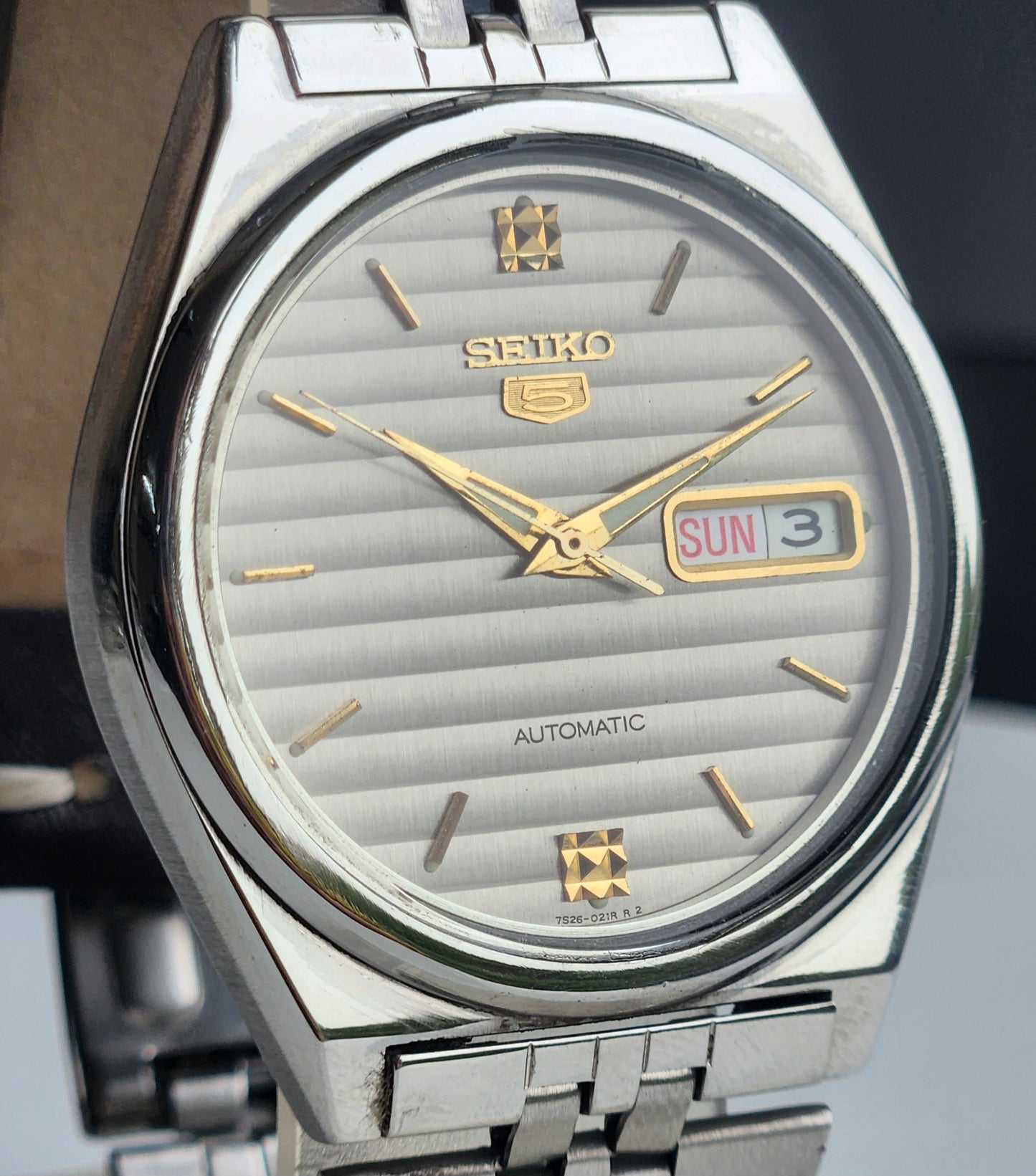 Vintage 1996 Original Seiko 5 Automatic 7S26-3040 Grey Face 21 Jewels Day-Date Japanese Men's Wrist Watch ET66