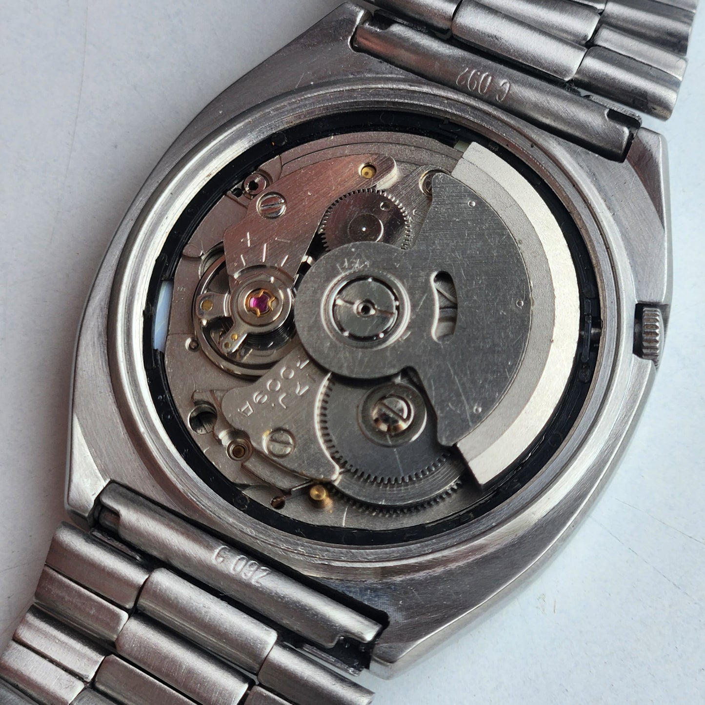 Vintage 1981 Original Seiko 5 Automatic 7009-205J Black Face 17 Jewels Day-Date Japanese Men's Wrist Watch ET67