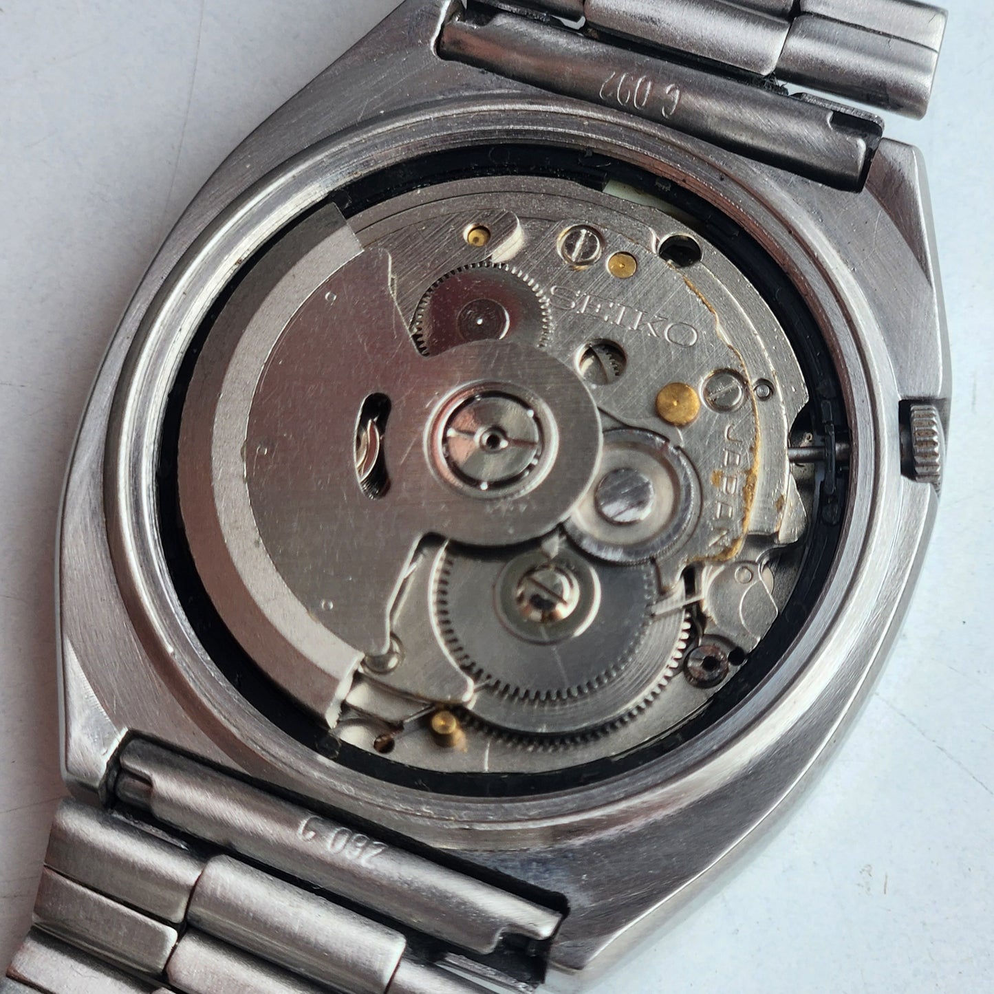 Vintage 1981 Original Seiko 5 Automatic 7009-205J Black Face 17 Jewels Day-Date Japanese Men's Wrist Watch ET67