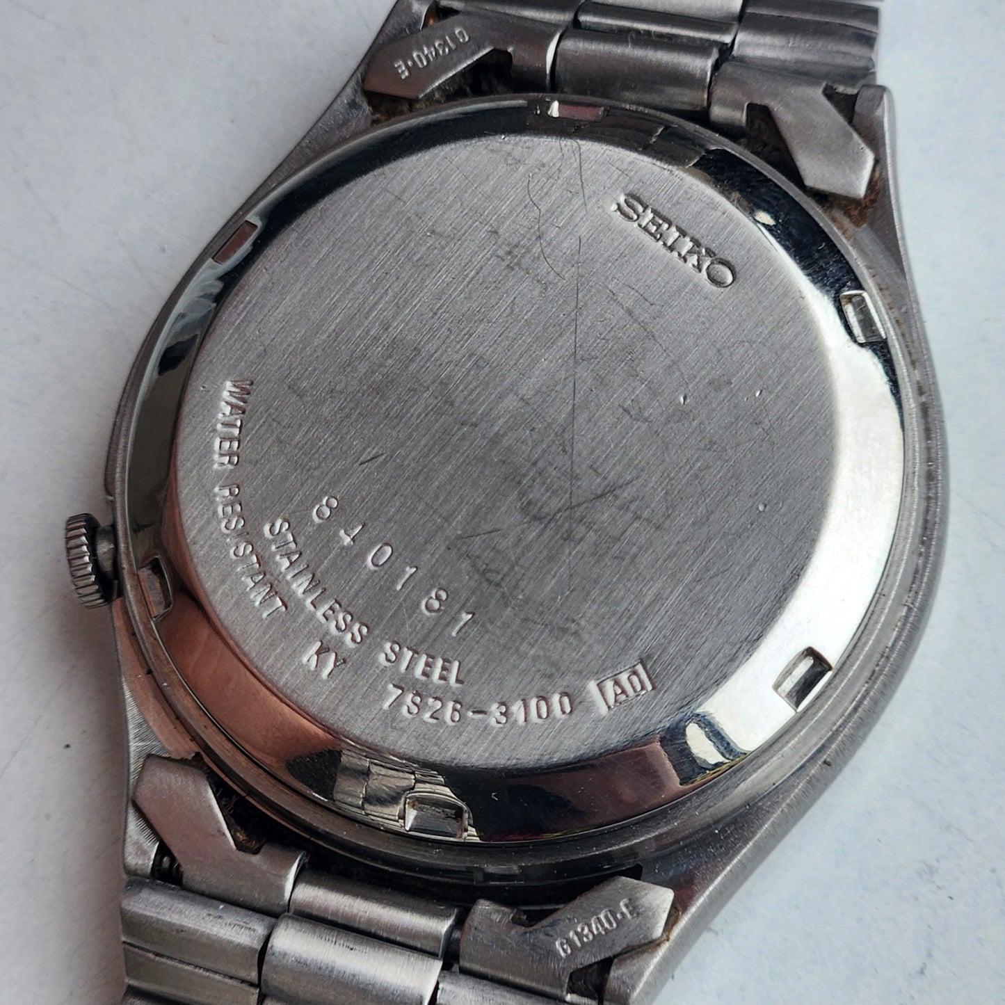 Vintage 1998 Original Seiko 5 Automatic 7S26-3100 White Face 21 Jewels Day-Date Japanese Men's Wrist Watch ET69