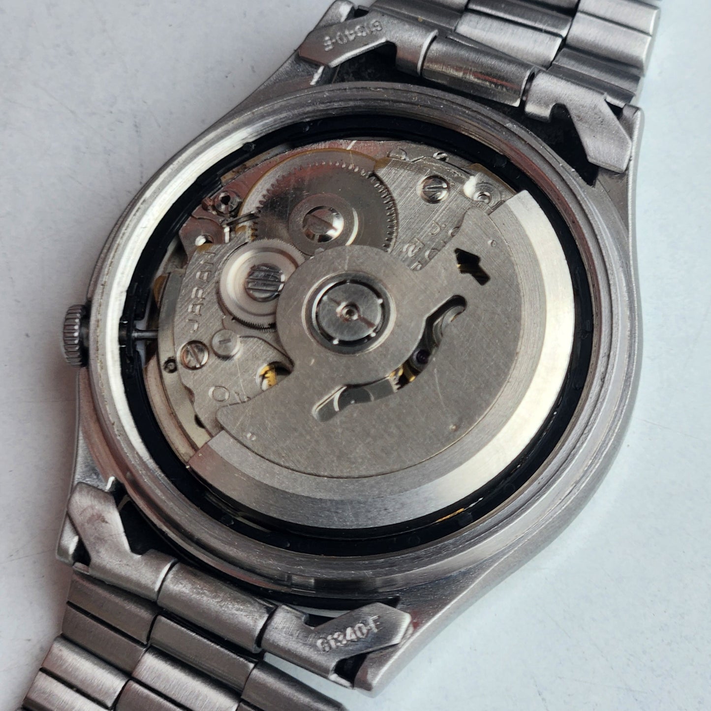 Vintage 1970 Original Seiko 5 Automatic 7019-8180 Grey Face 21 Jewels Day-Date Japanese Men's Wrist Watch ET71