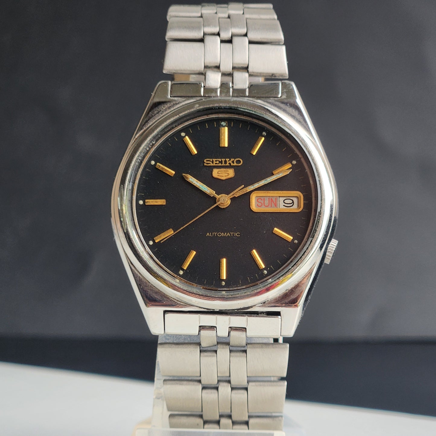 Vintage 1976 Original Seiko 5 Automatic 7009-3071 Black Face 17 Jewels Day-Date Japanese Men's Wrist Watch ET72