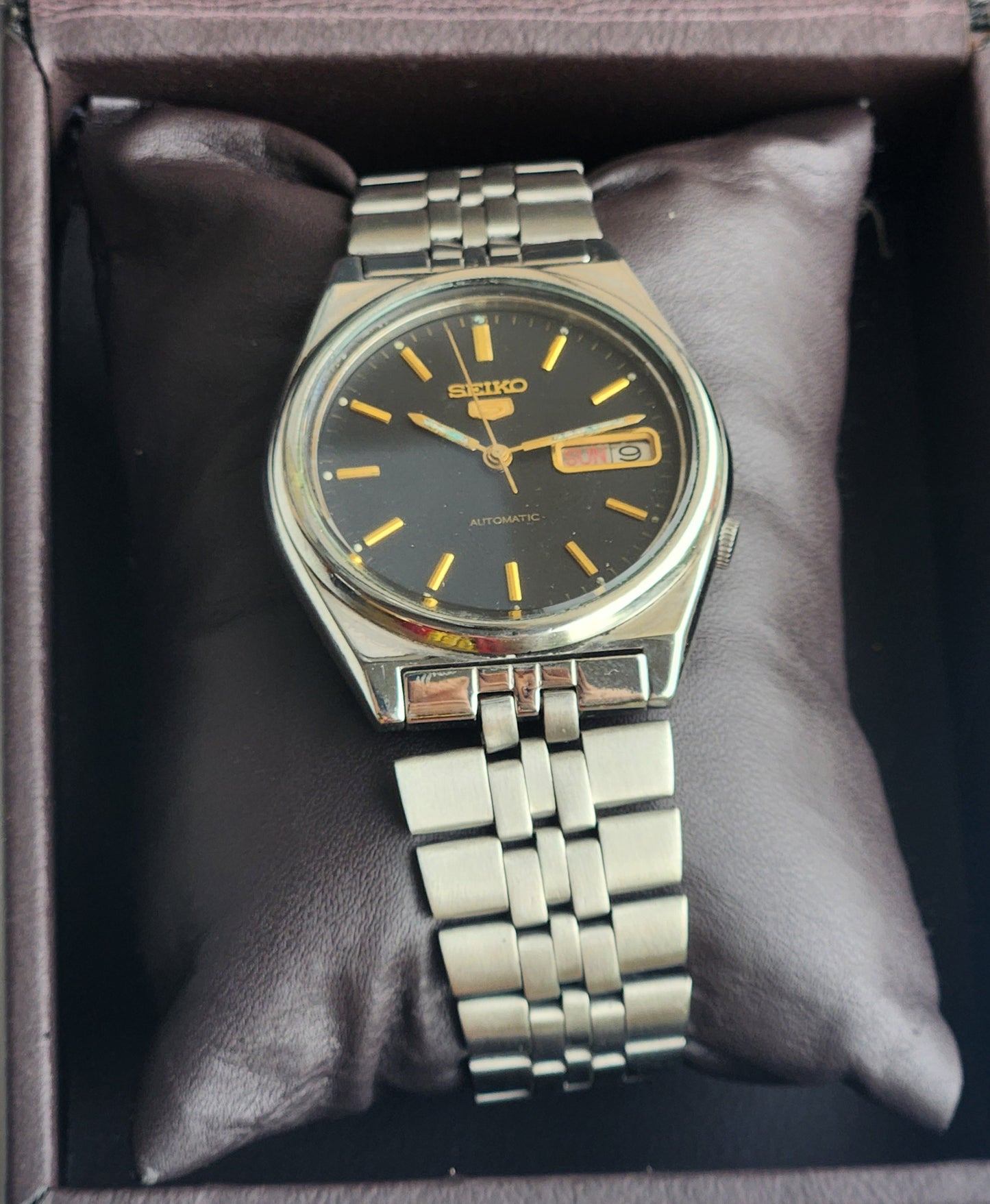 Vintage 1976 Original Seiko 5 Automatic 7009-3071 Black Face 17 Jewels Day-Date Japanese Men's Wrist Watch ET72