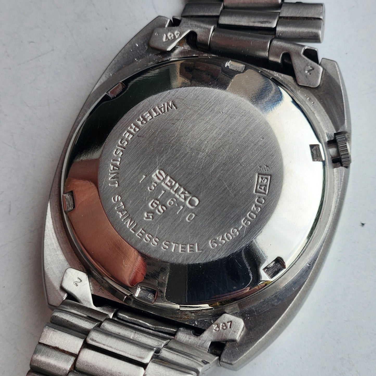 Vintage 1981 Original Seiko 5 Automatic 6309-6030 Brown Face 17 Jewels Day-Date Japanese Men's Wrist Watch ET73