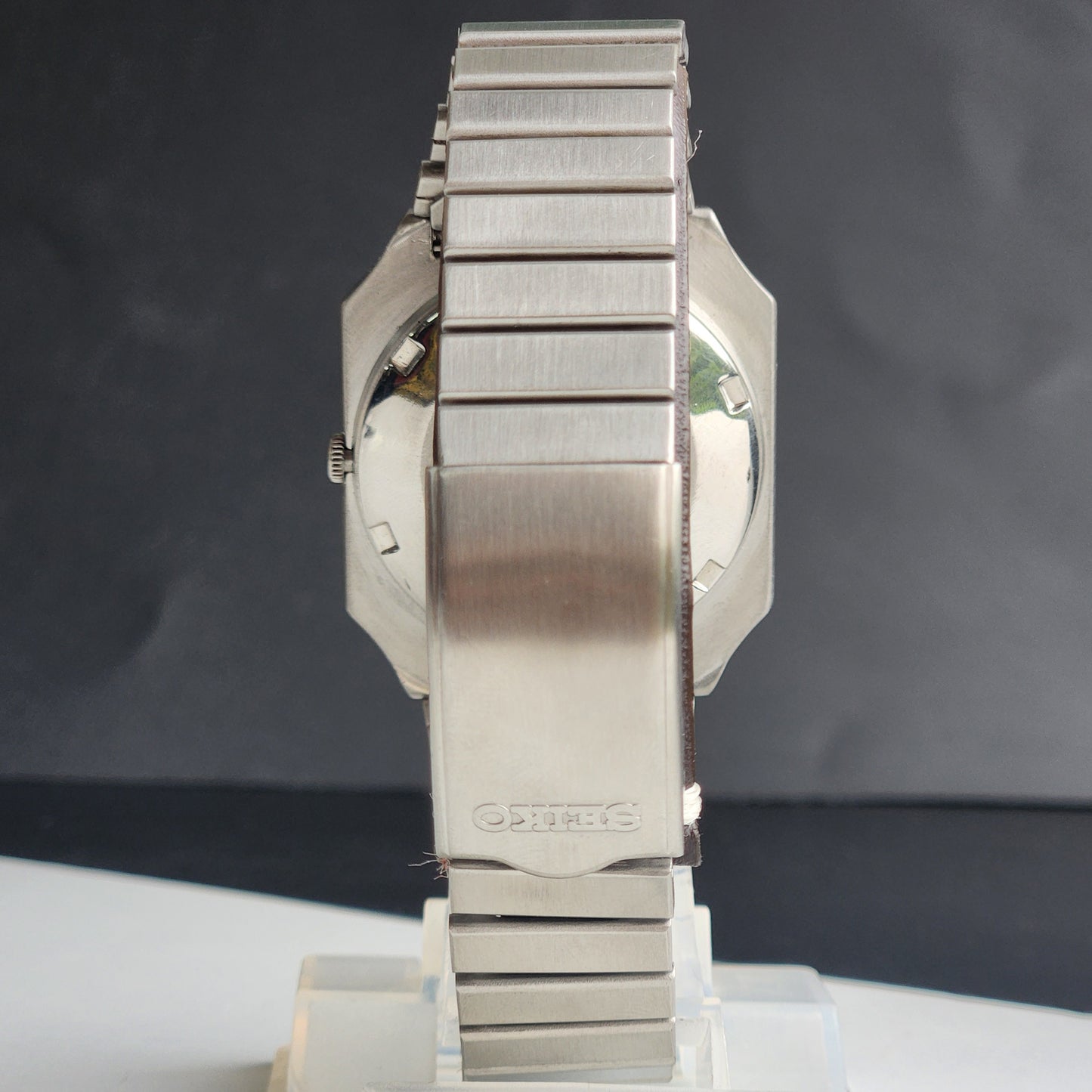 Vintage 1982 Original Seiko 5 Automatic 6349-503B Brown Face 23 Jewels Day-Date Japanese Men's Wrist Watch ET76