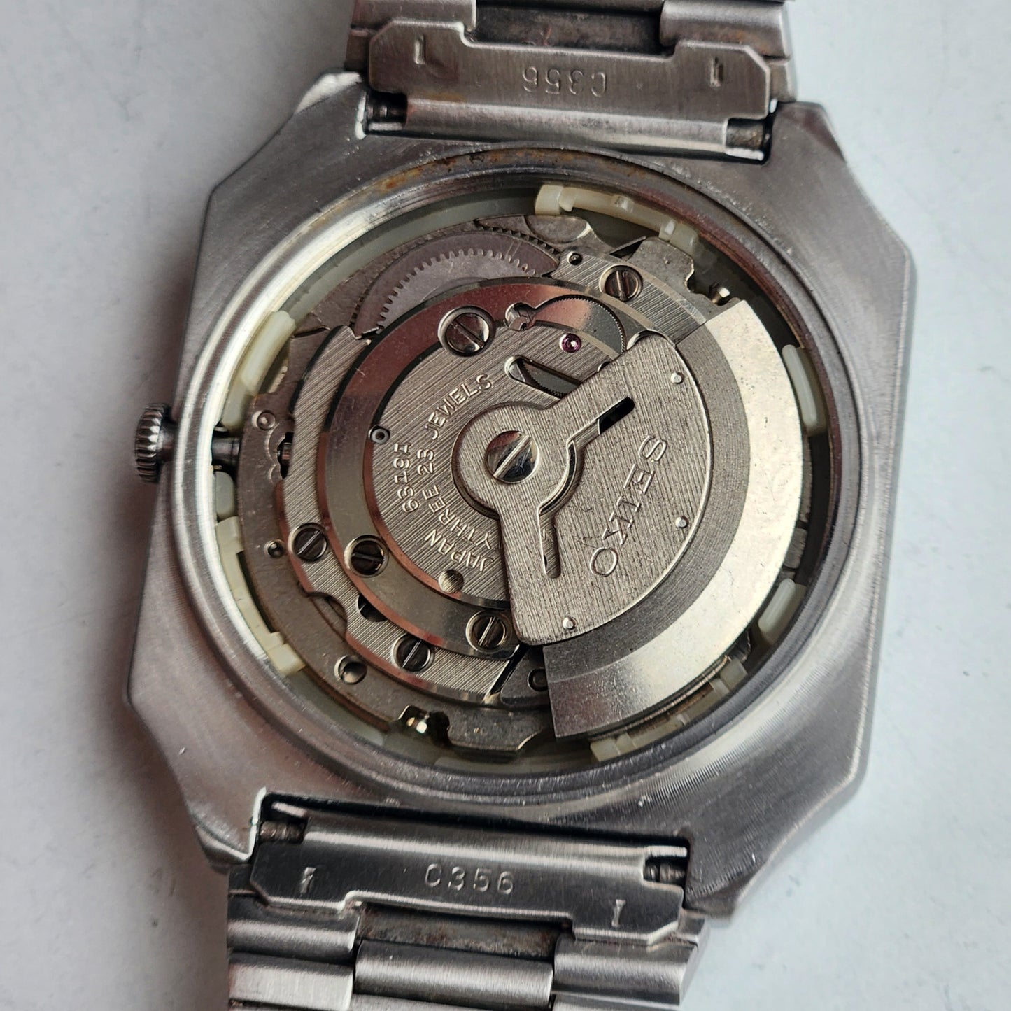 Vintage 1982 Original Seiko 5 Automatic 6349-503B Brown Face 23 Jewels Day-Date Japanese Men's Wrist Watch ET76