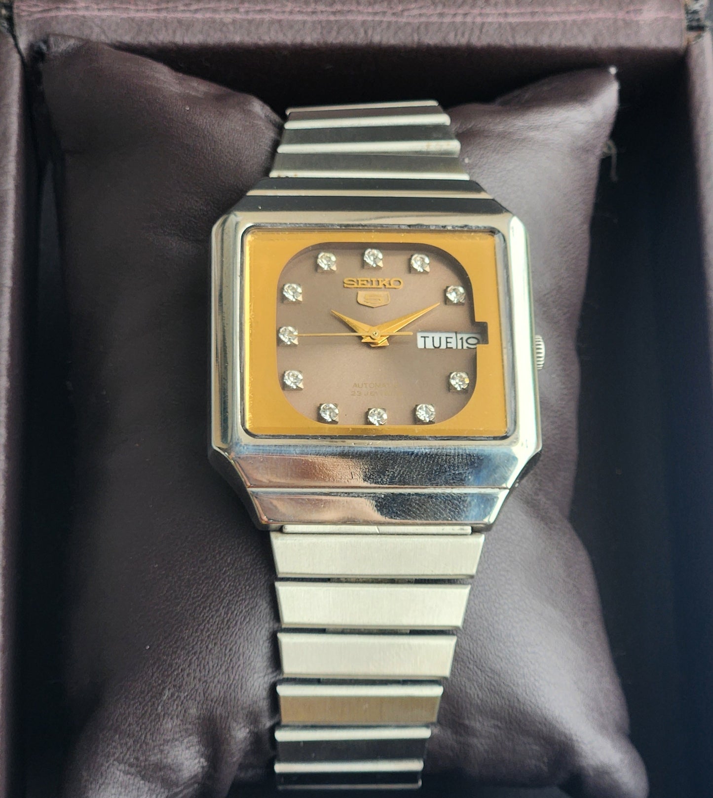 Vintage 1982 Original Seiko 5 Automatic 6349-503B Brown Face 23 Jewels Day-Date Japanese Men's Wrist Watch ET76
