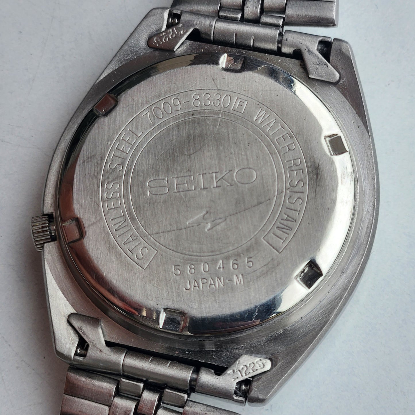 Vintage 1995 Original Seiko 5 Automatic 7009-8330 Black Face 17 Jewels Day-Date Japanese Men's Wrist Watch ET77
