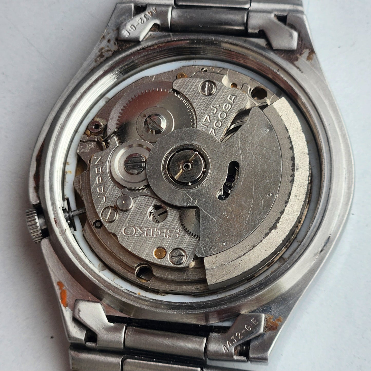 Vintage 1983 Original Seiko 5 Automatic 7009-821J Golden Face 17 Jewels Day-Date Japanese Men's Wrist Watch ET78
