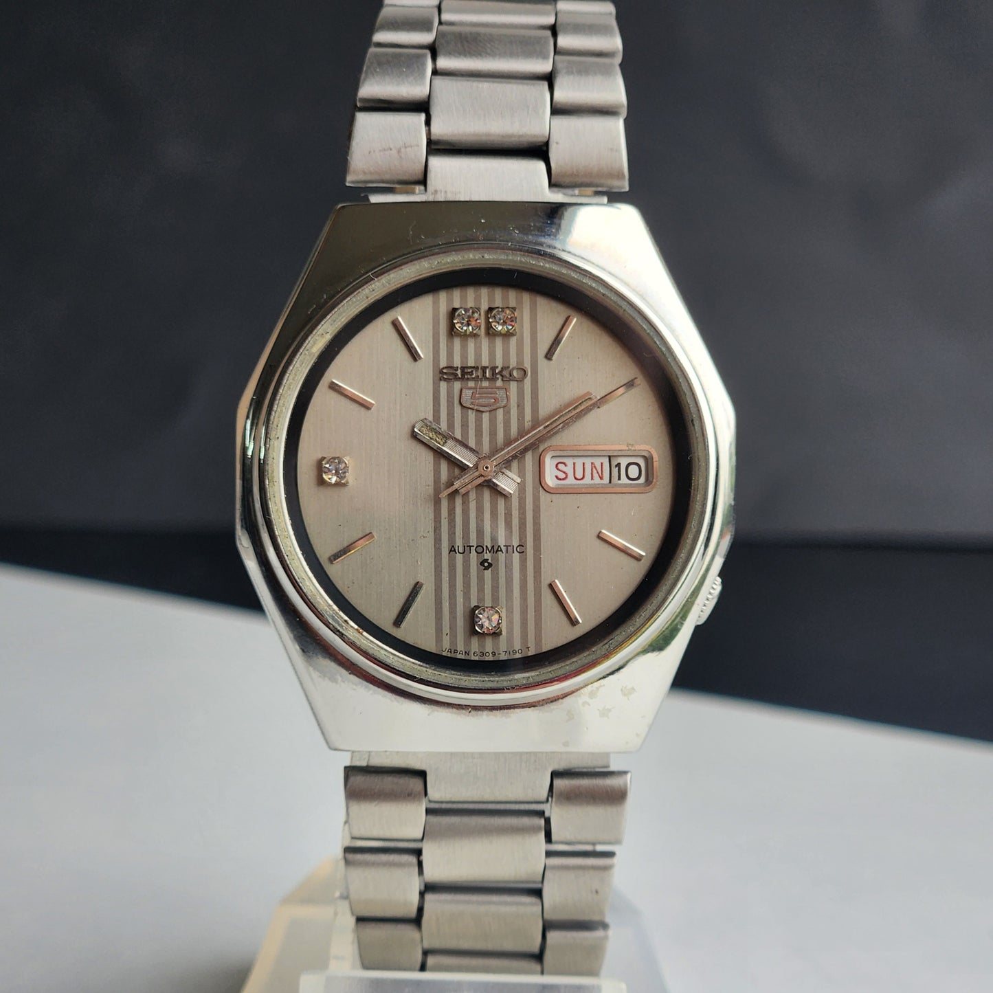 Vintage 1982 Original Seiko 5 Automatic 6309-7160 Grey Face 17 Jewels Day-Date Japanese Men's Wrist Watch ET79