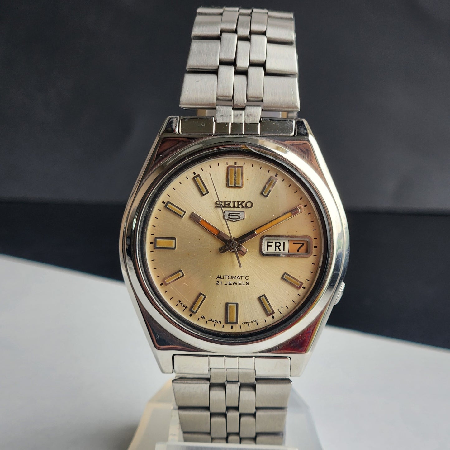 Vintage 1998 Original Seiko 5 Automatic 7S26-3160 Golden Face 21 Jewels Day-Date Japanese Men's Wrist Watch ET80