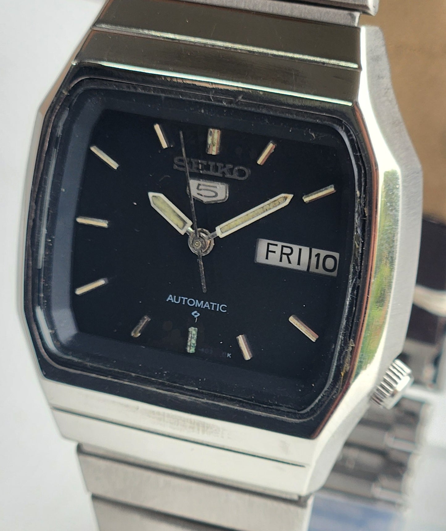 Vintage 1977 Original Seiko 5 Automatic 6309-401C Black Face 17 Jewels Day-Date Japanese Men's Wrist Watch ET81