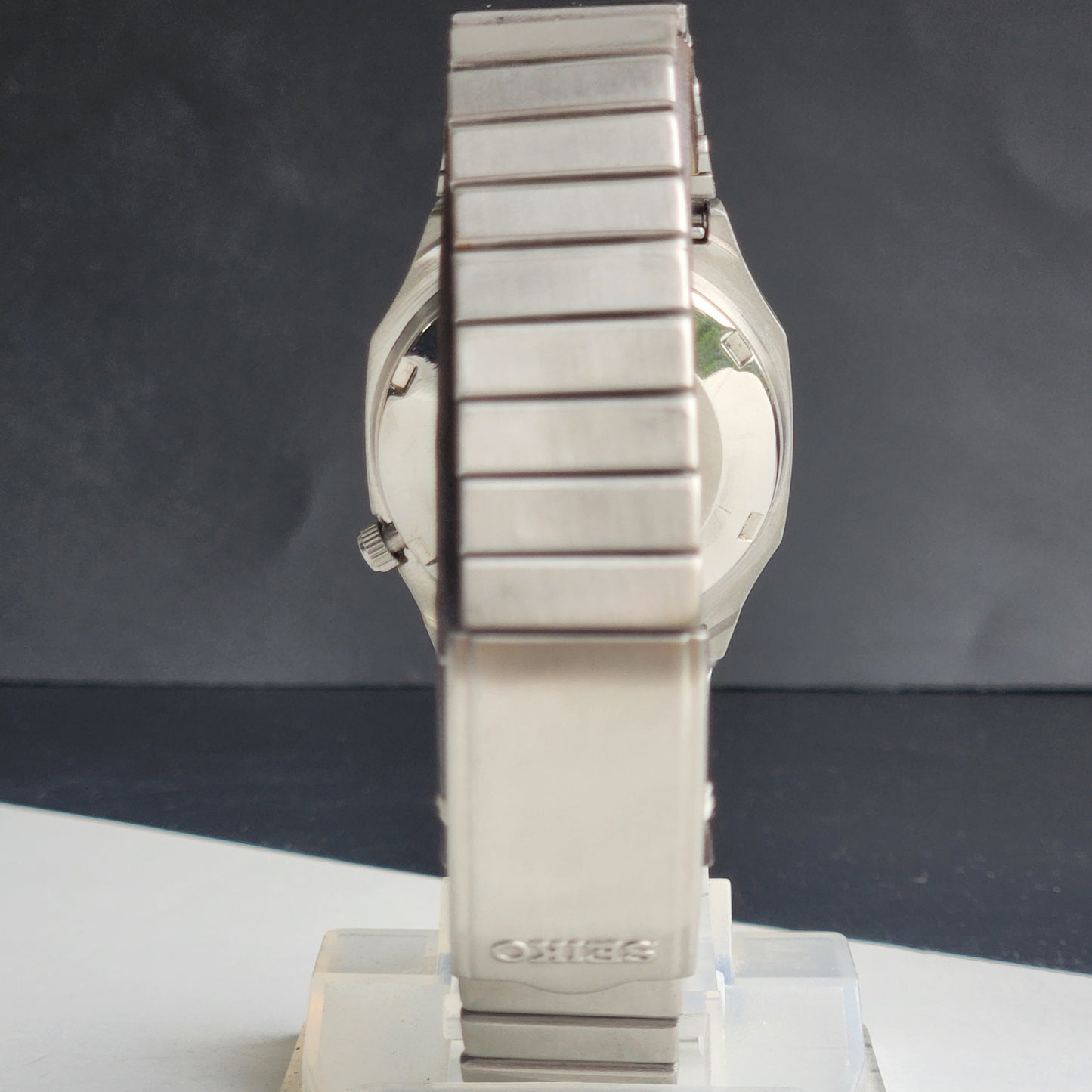 Vintage 1977 Original Seiko 5 Automatic 6309-401C Black Face 17 Jewels Day-Date Japanese Men's Wrist Watch ET81