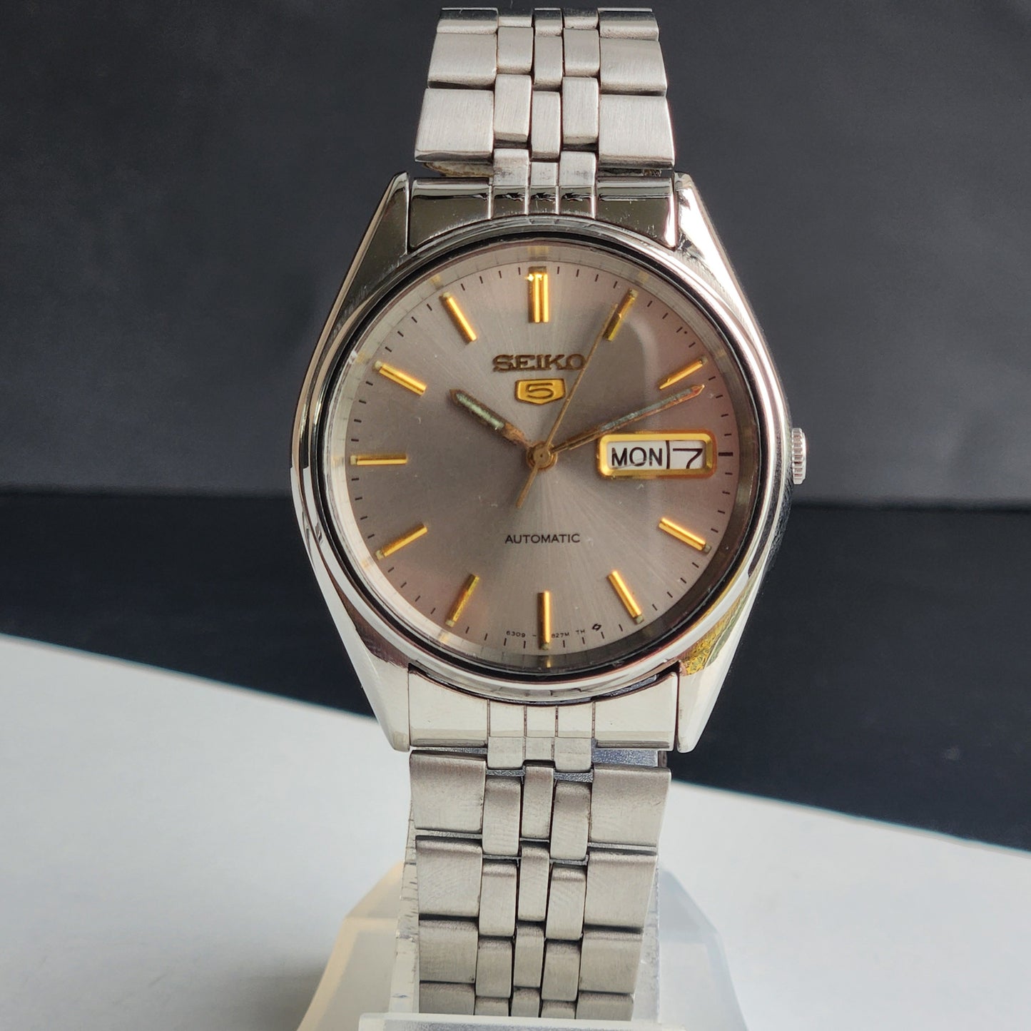 Vintage 1985 Original Seiko 5 Automatic 6309-8900 Grey Face 17 Jewels Day-Date Japanese Men's Wrist Watch ET82