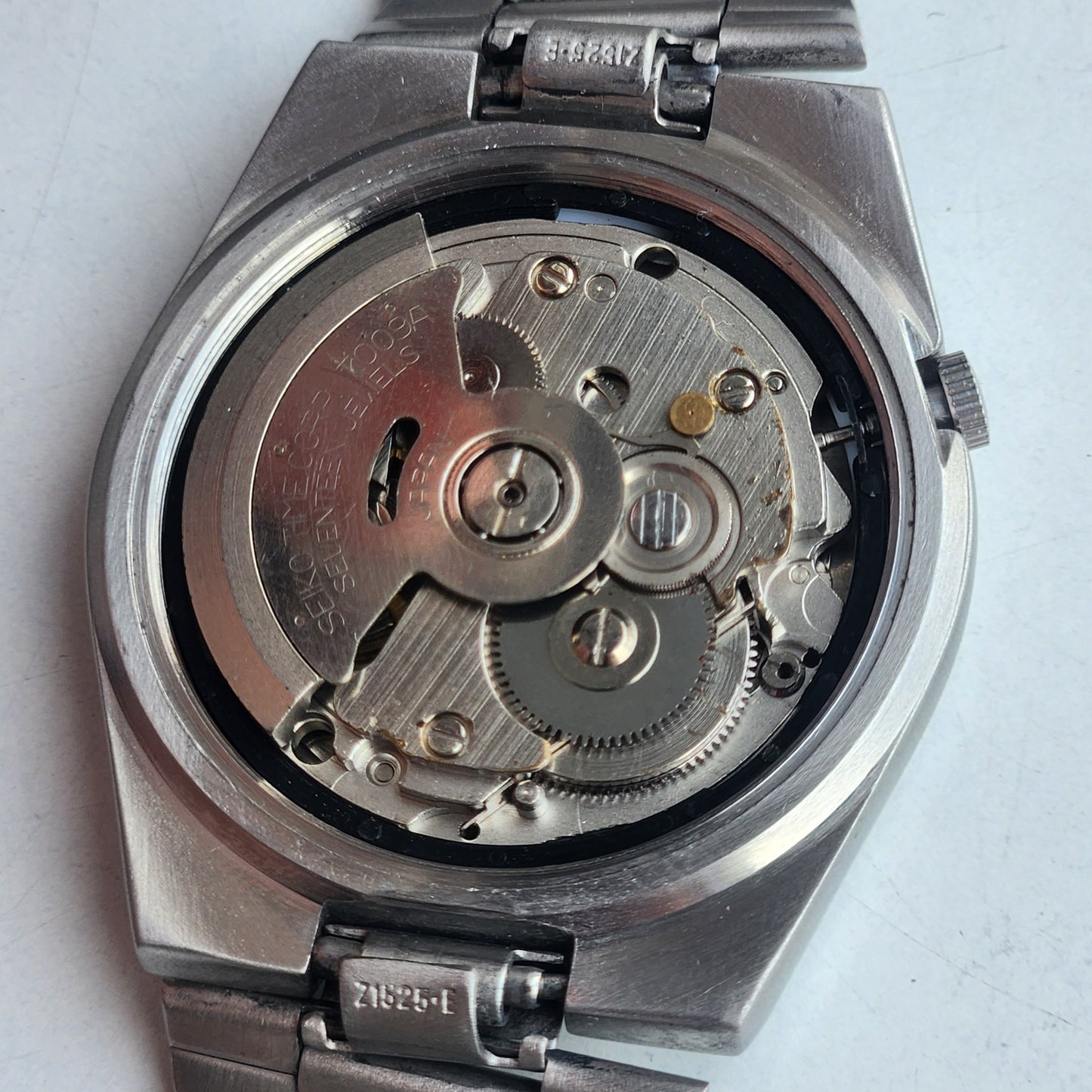 Vintage 1985 Original Seiko 5 Automatic 7009-3161 Black Face 17 Jewels Day-Date Japanese Men's Wrist Watch ET86