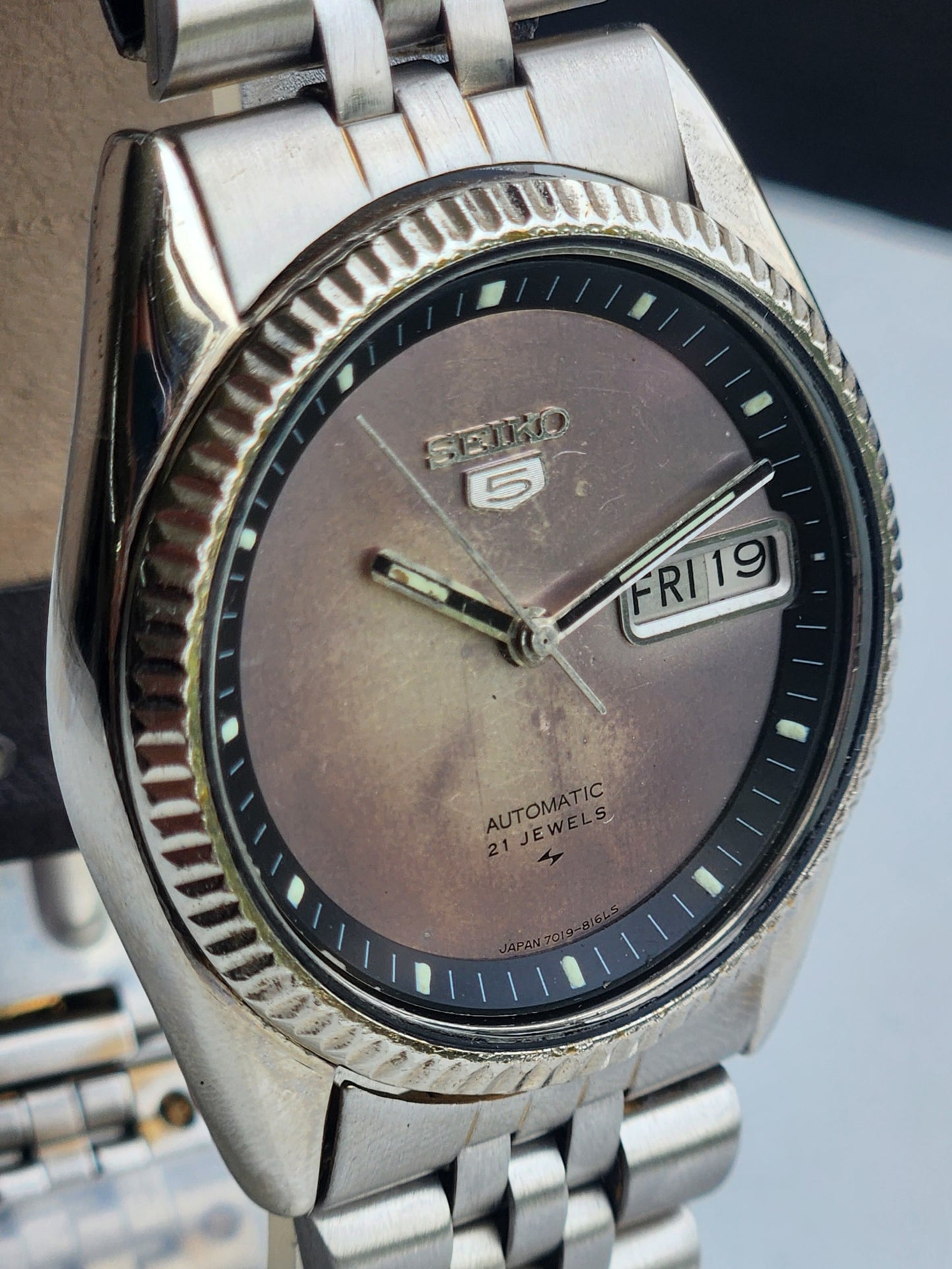 Vintage 1971 Original Seiko 5 Automatic 7019-8180 Purple Face 21 Jewels Day-Date Japanese Men's Wrist Watch ET92