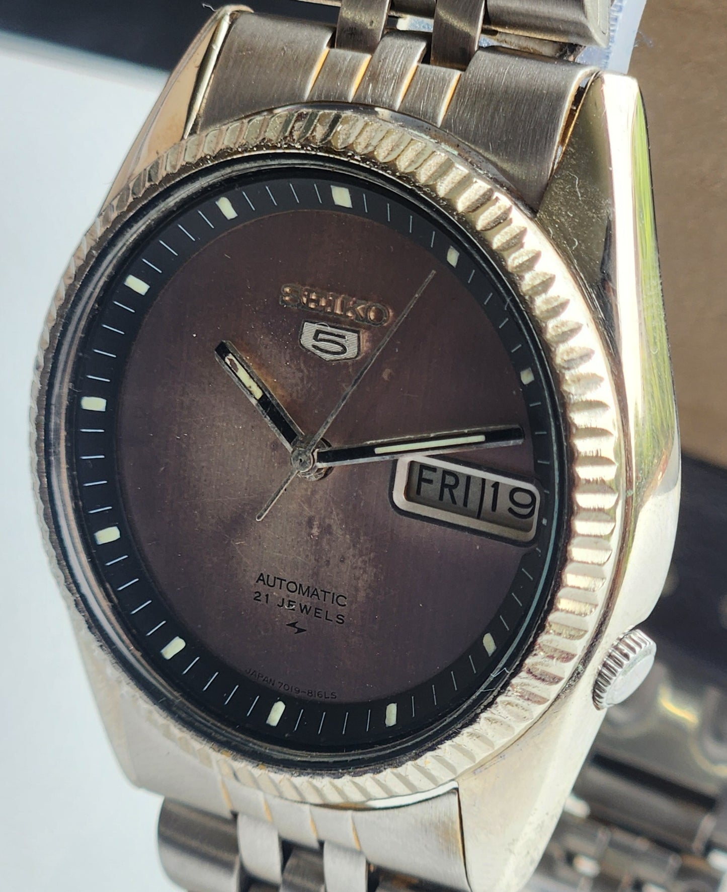 Vintage 1971 Original Seiko 5 Automatic 7019-8180 Purple Face 21 Jewels Day-Date Japanese Men's Wrist Watch ET92