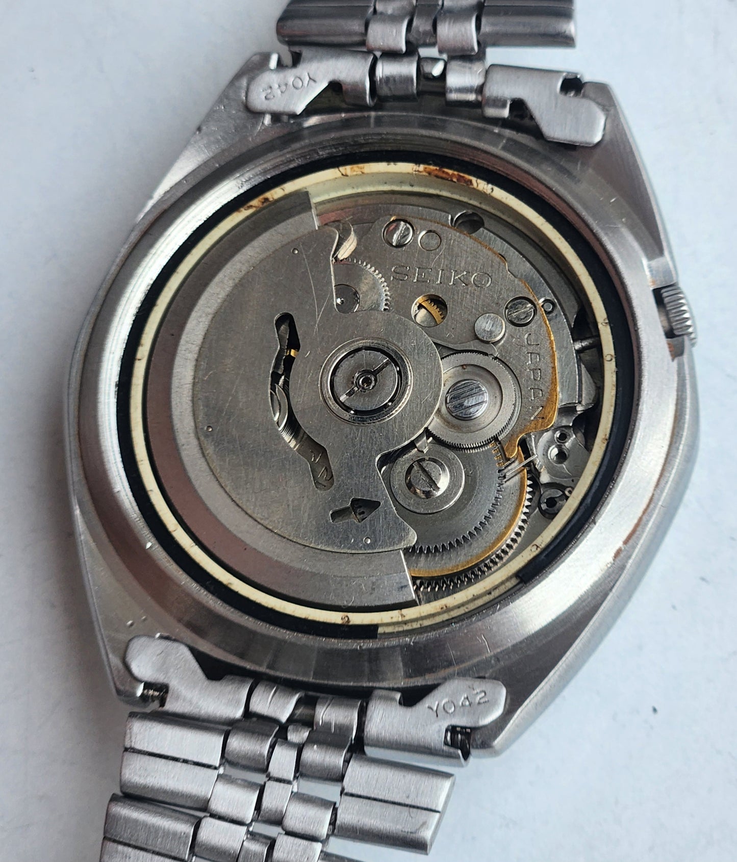 Vintage 1977 Original Seiko 5 Automatic 7019-8080 Grey Face 21 Jewels Day-Date Japanese Men's Wrist Watch ET93