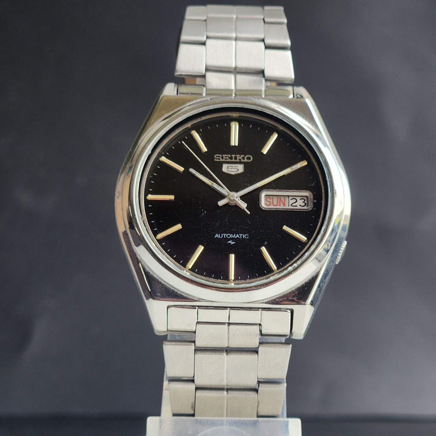 Vintage 1978 Original Seiko 5 Automatic 7009-8762 Black Face 17 Jewels Day-Date Japanese Men's Wrist Watch ET95