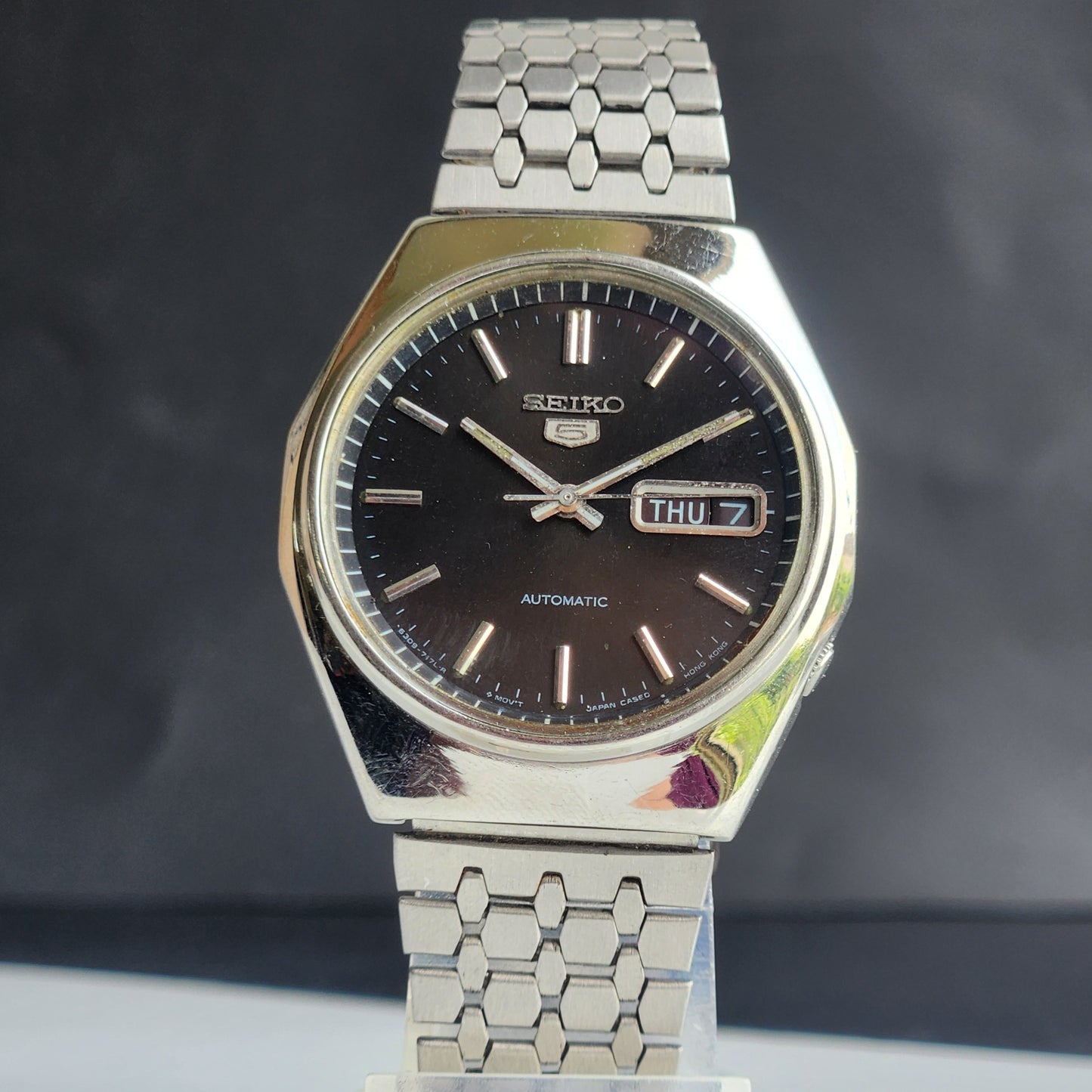 Vintage 1981 Original Seiko 5 Automatic 6309-720C Black Face 17 Jewels Day-Date Japanese Men's Wrist Watch ET97