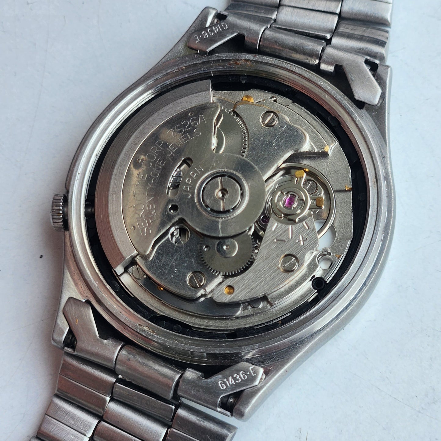 Vintage 1998 Original Seiko 5 Automatic 7S26-3040 Golden Face 21 Jewels Day-Date Japanese Men's Wrist Watch ET98